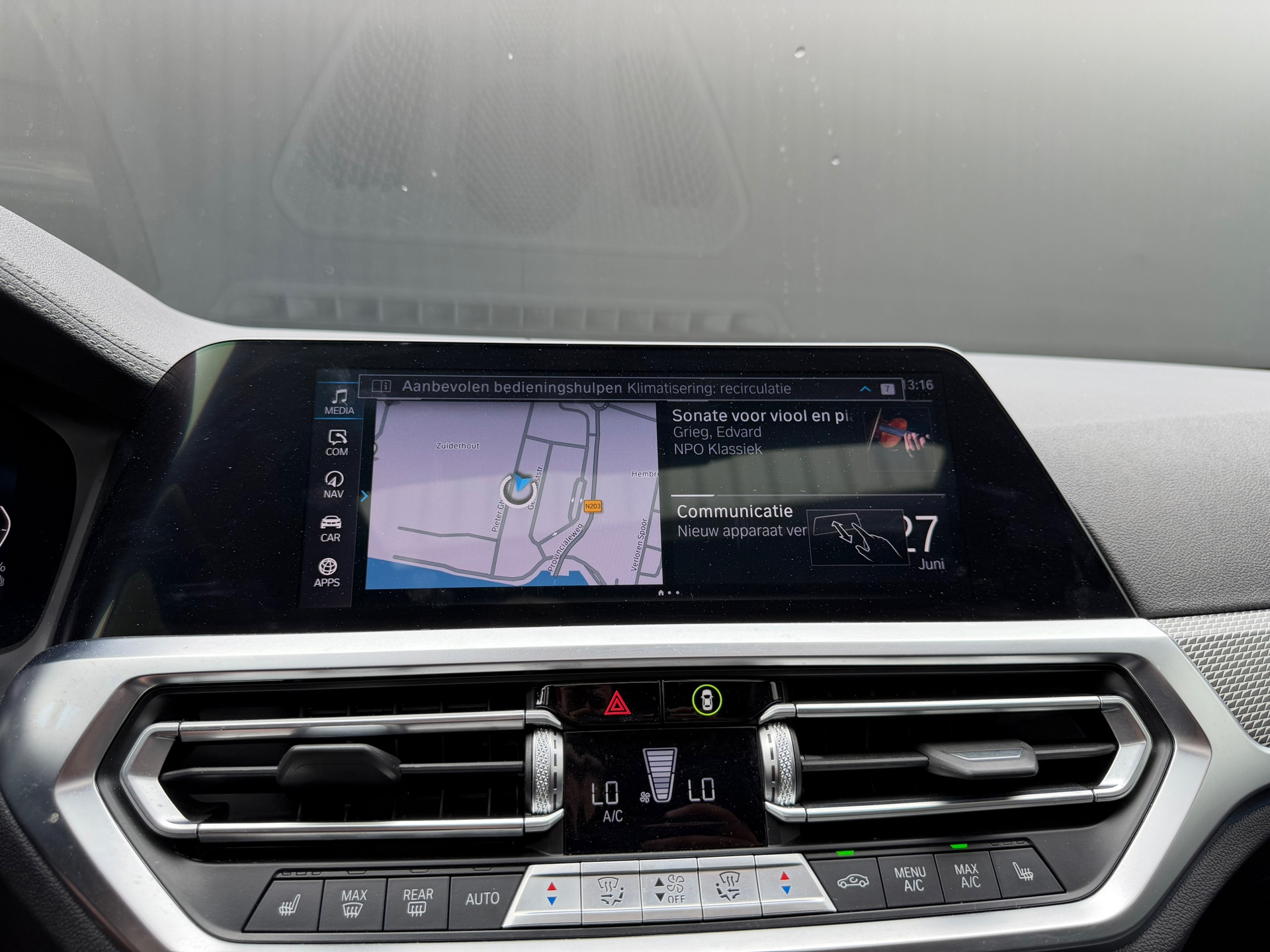 Foto van BMW 330e