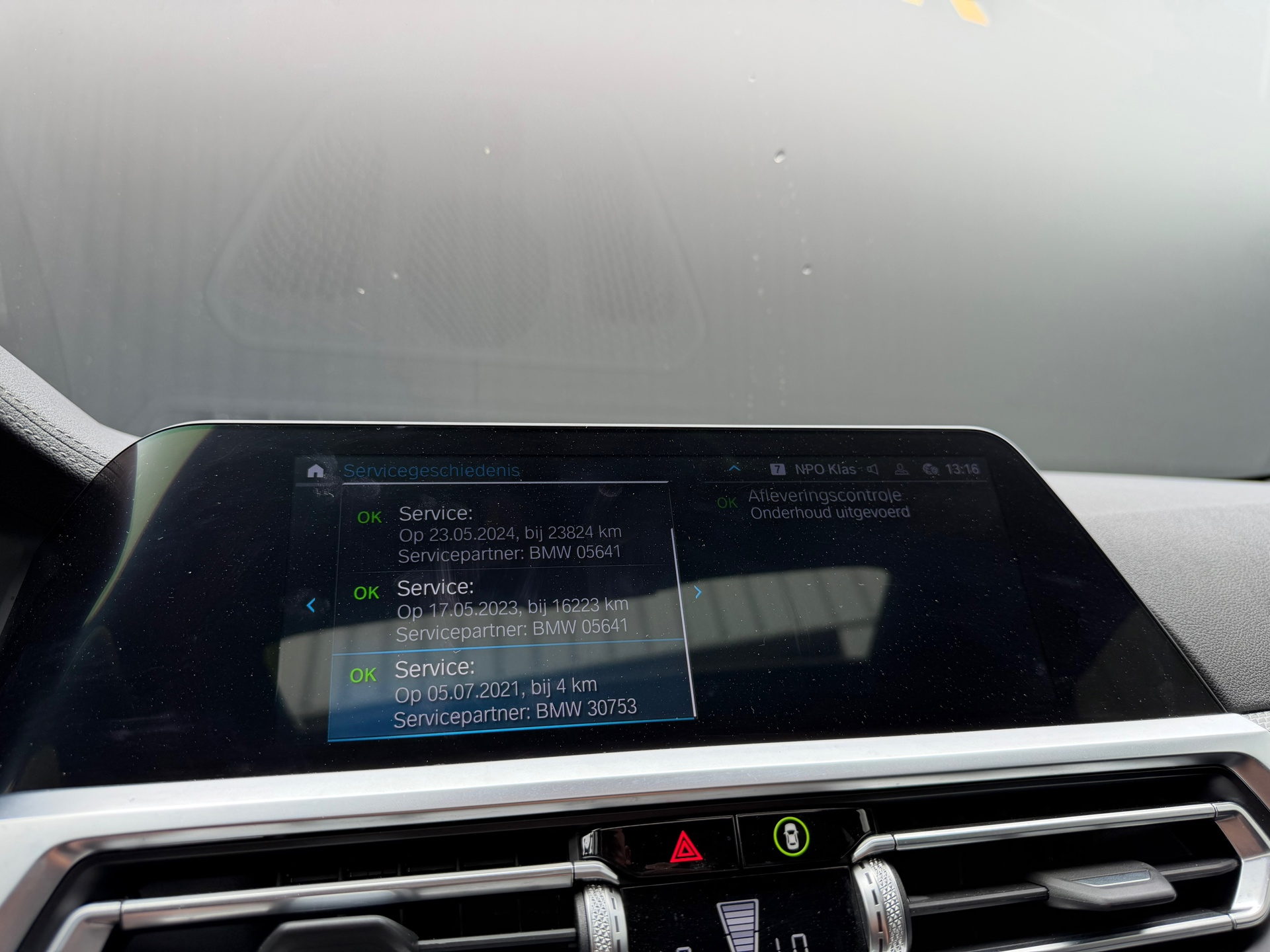 Foto van BMW 330e
