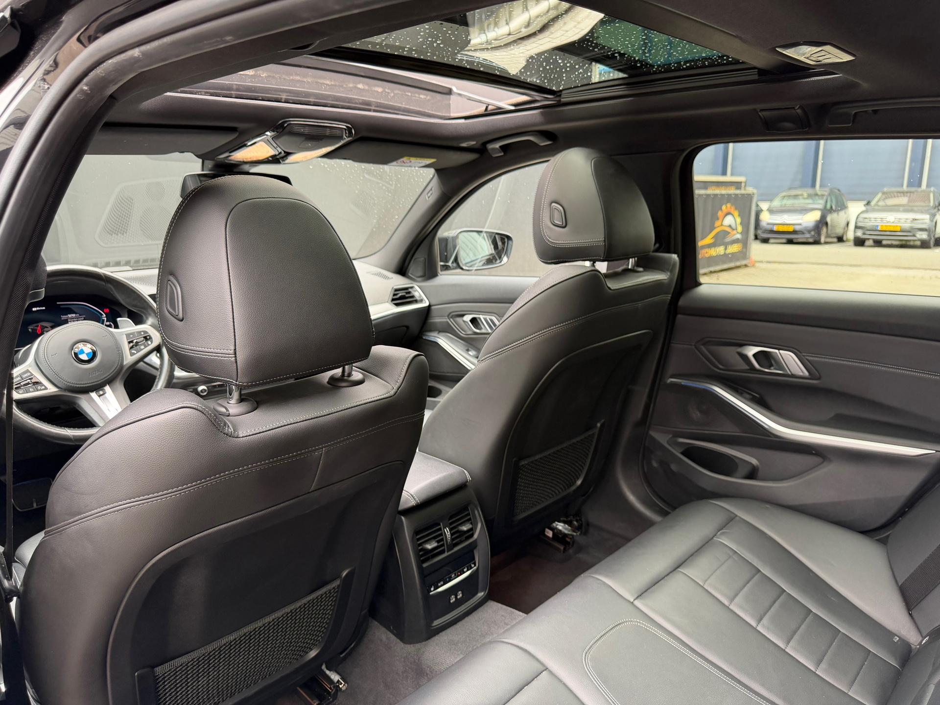Foto van BMW 330e