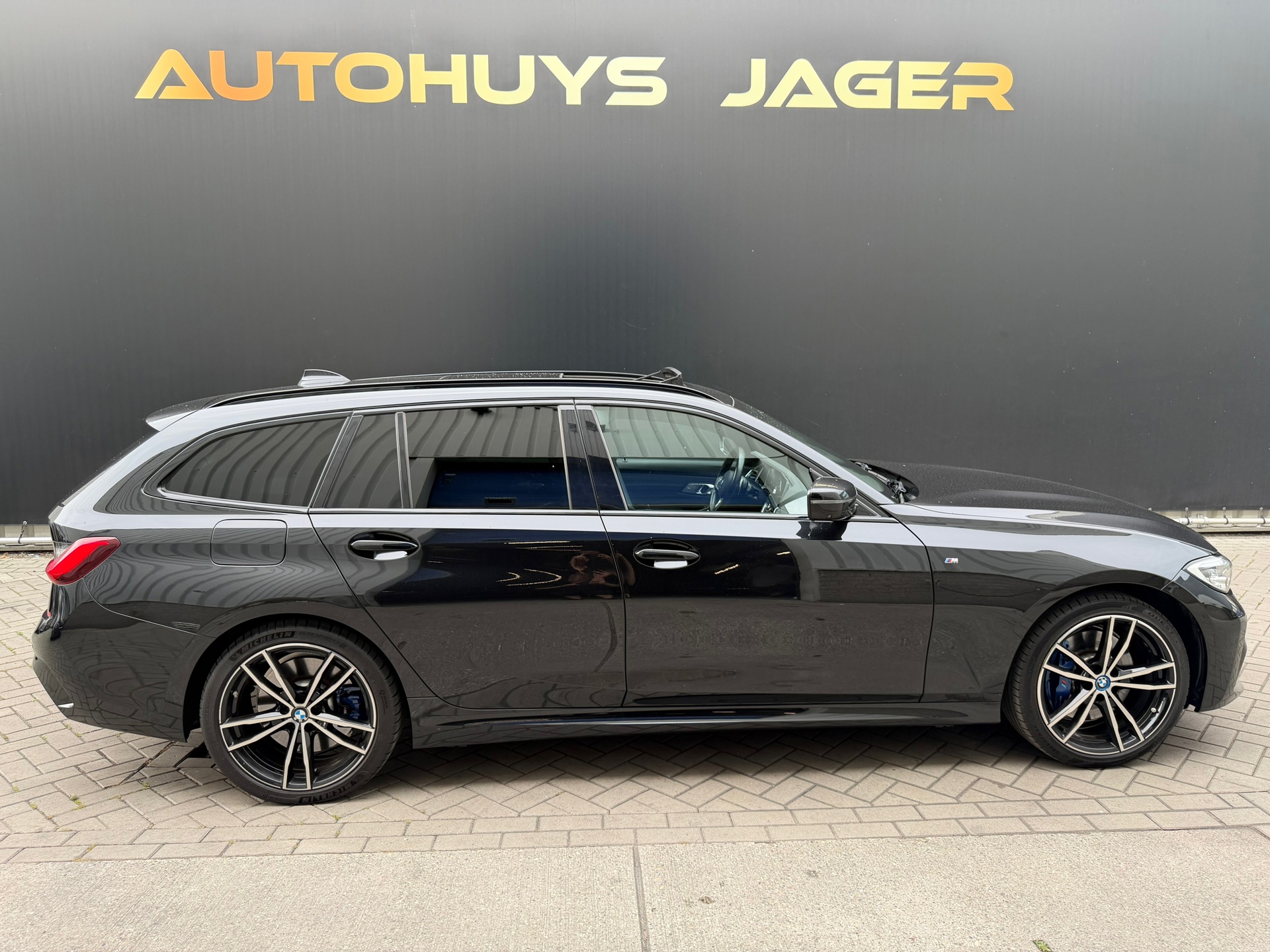 Foto van BMW 330e