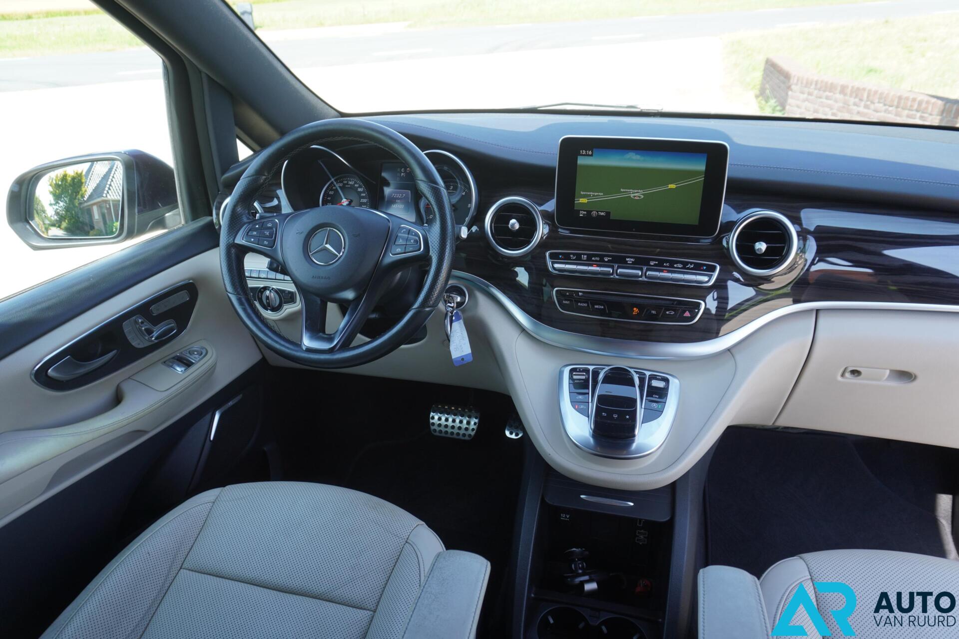 Foto van Mercedes-Benz V-klasse