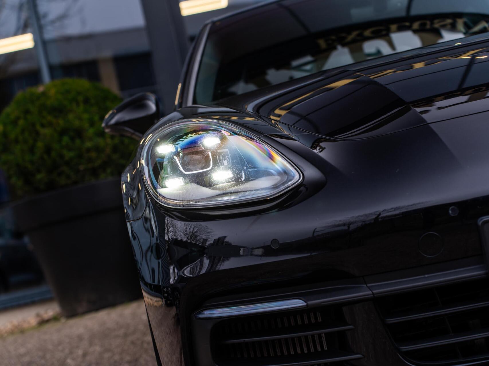 Foto van Porsche Panamera 4 E-hybrid