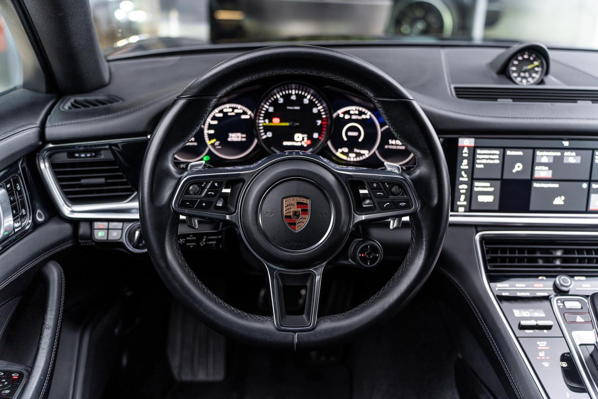 Foto van Porsche Panamera 4 E-hybrid