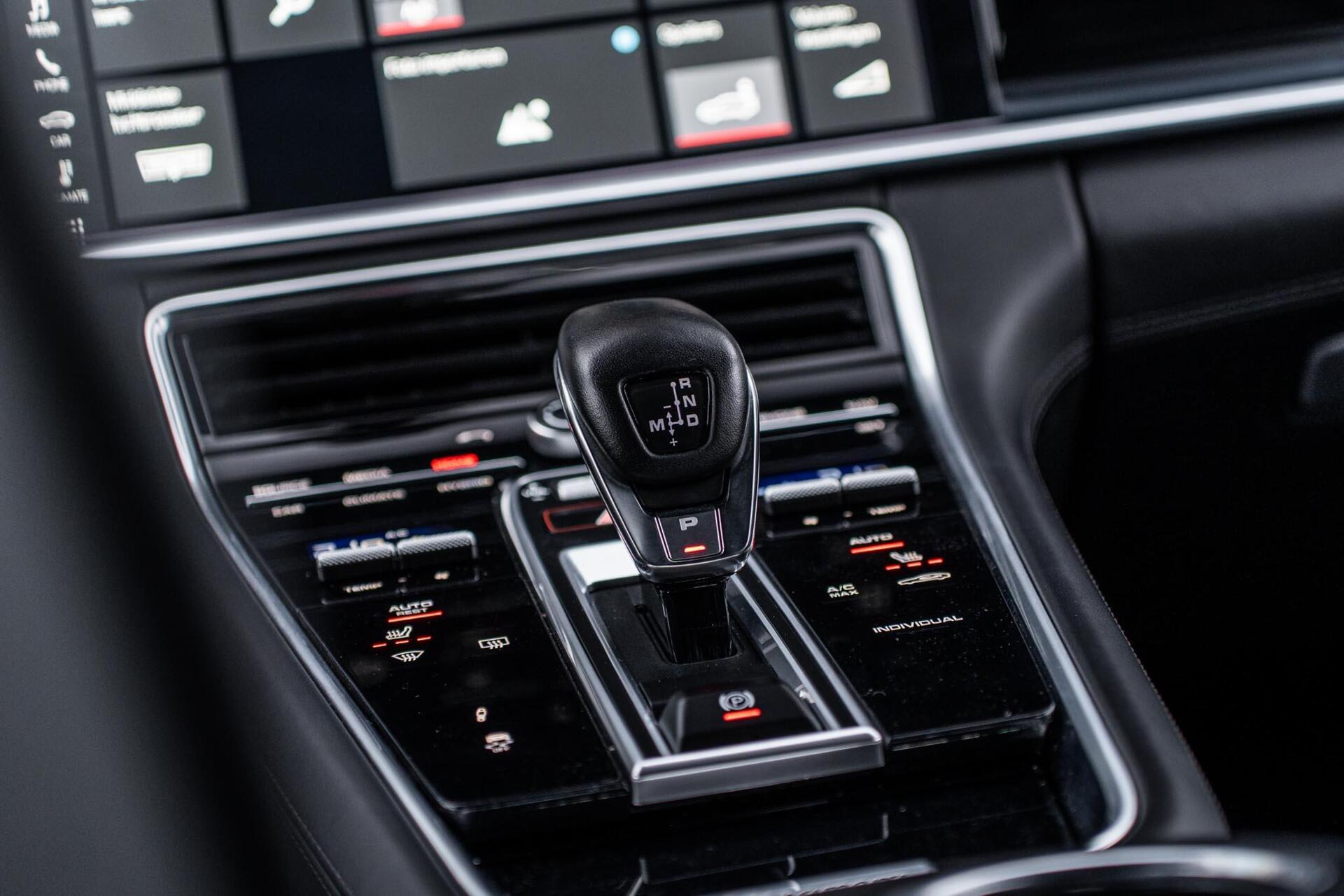Foto van Porsche Panamera 4 E-hybrid