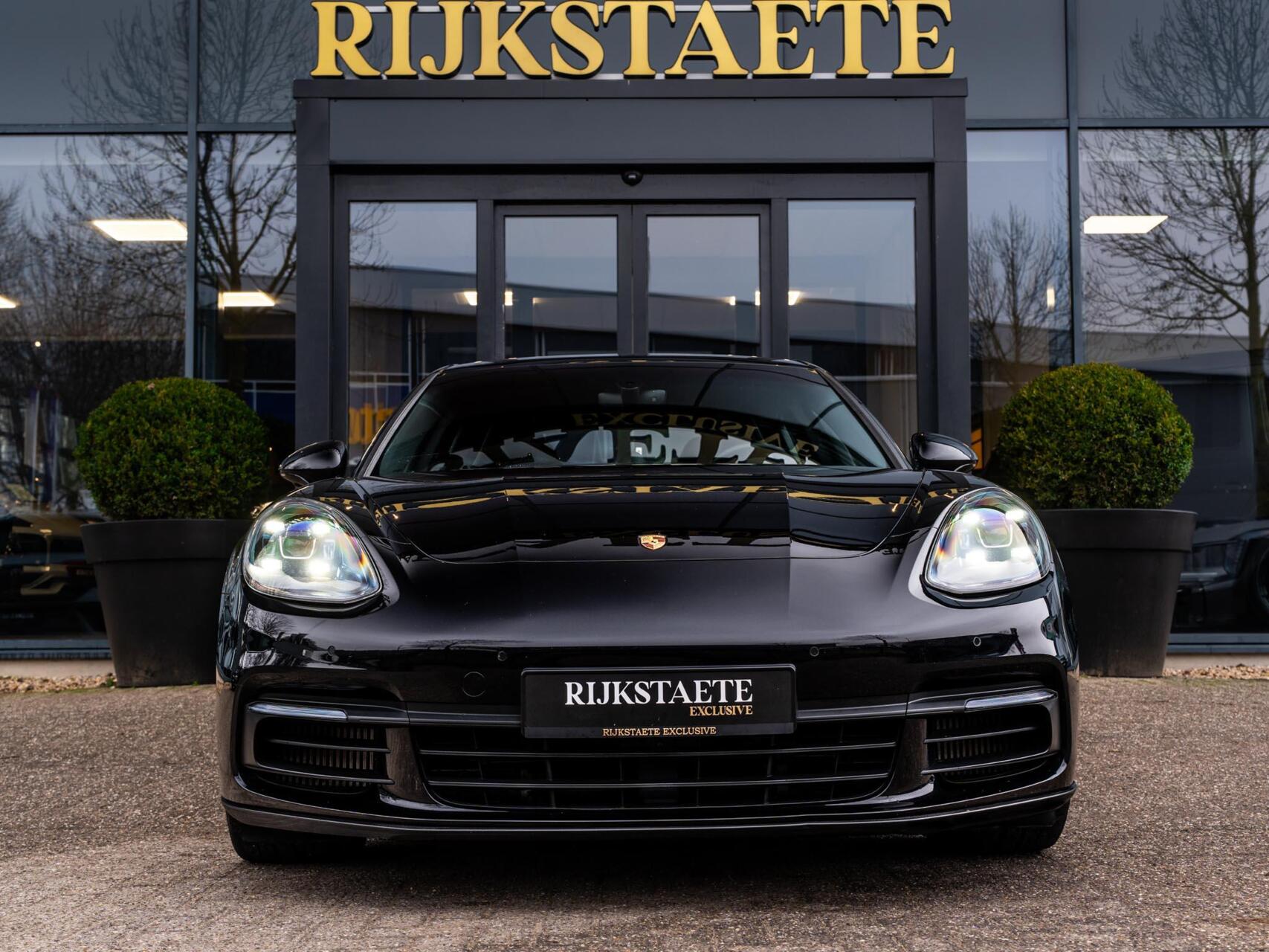 Foto van Porsche Panamera 4 E-hybrid