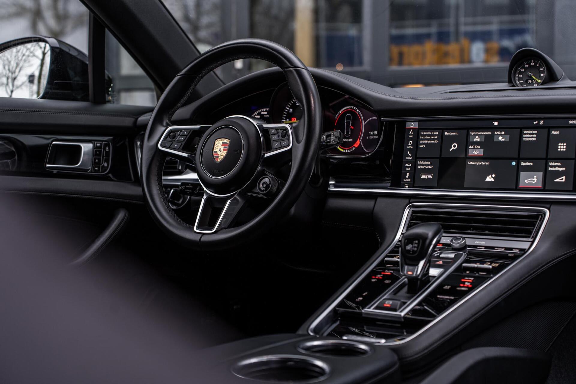 Foto van Porsche Panamera 4 E-hybrid