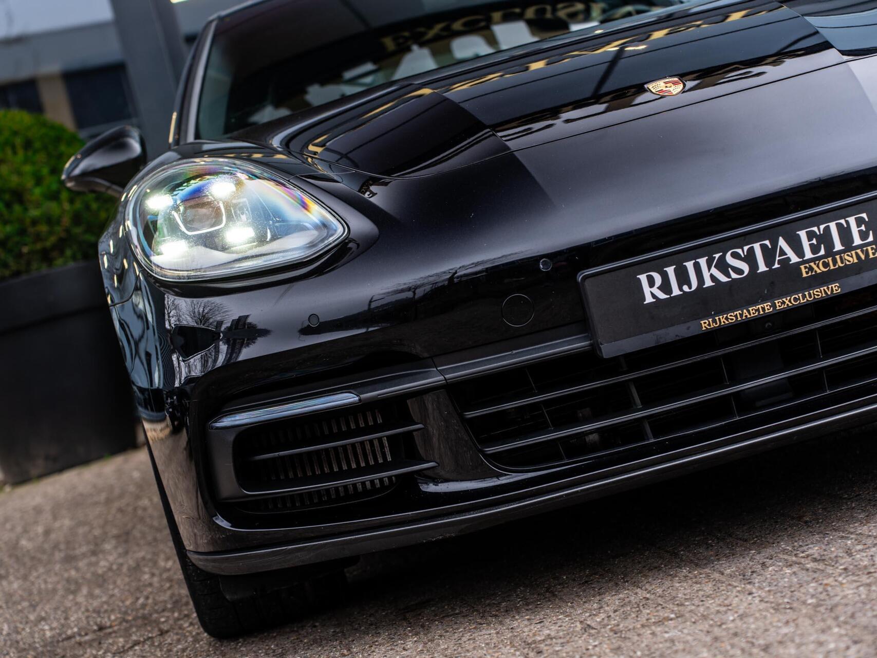 Foto van Porsche Panamera 4 E-hybrid