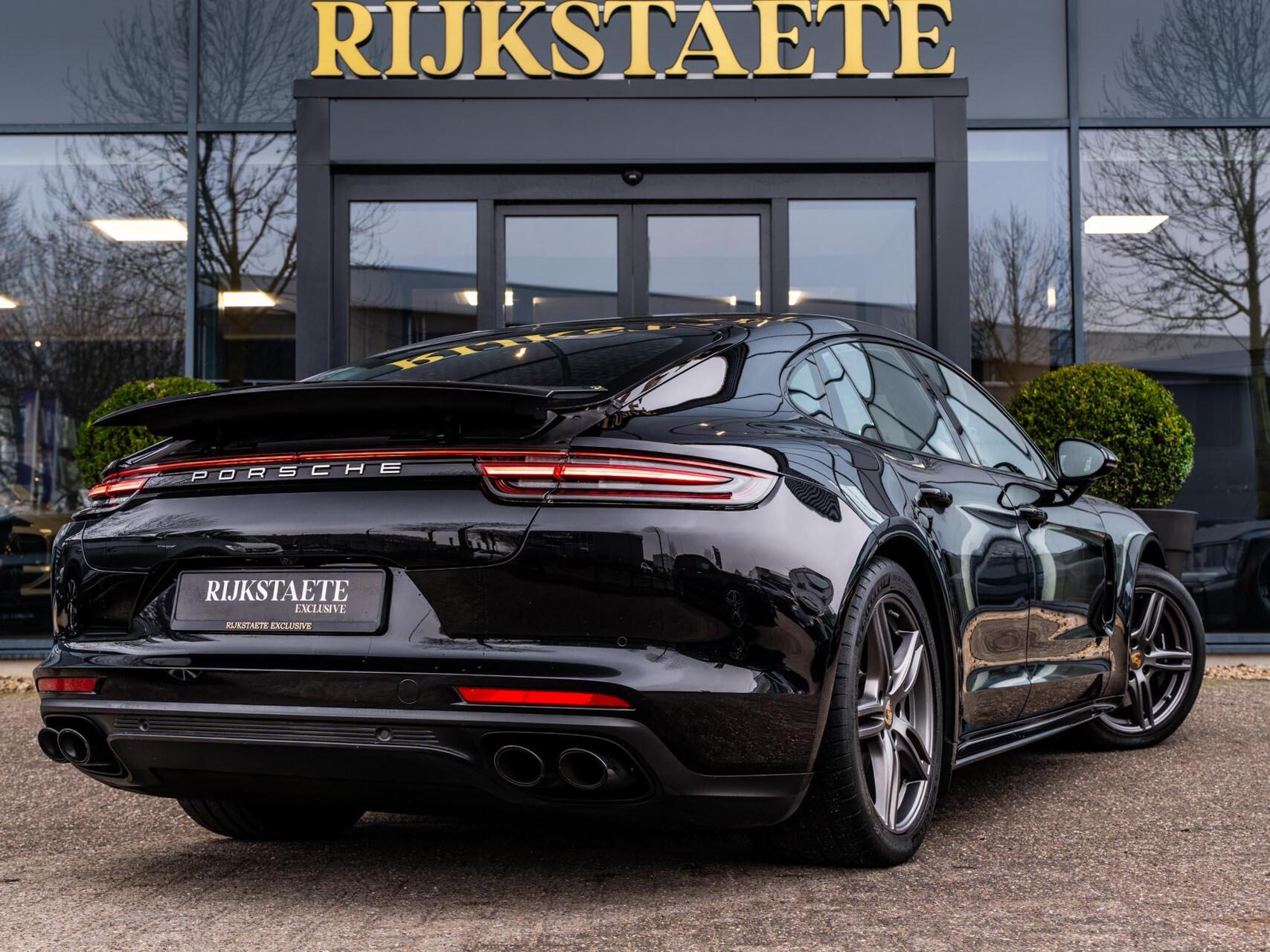 Foto van Porsche Panamera 4 E-hybrid