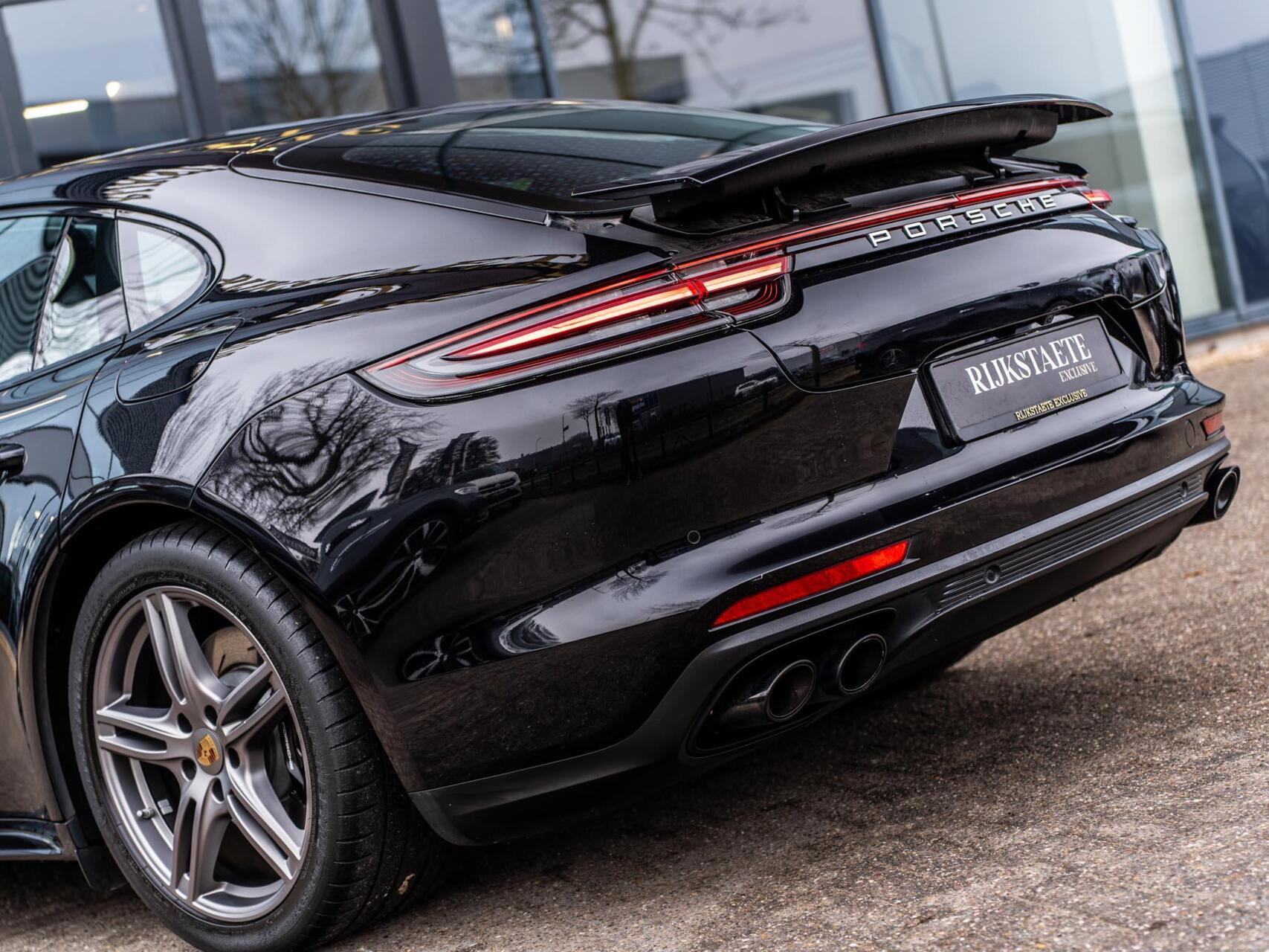 Foto van Porsche Panamera 4 E-hybrid