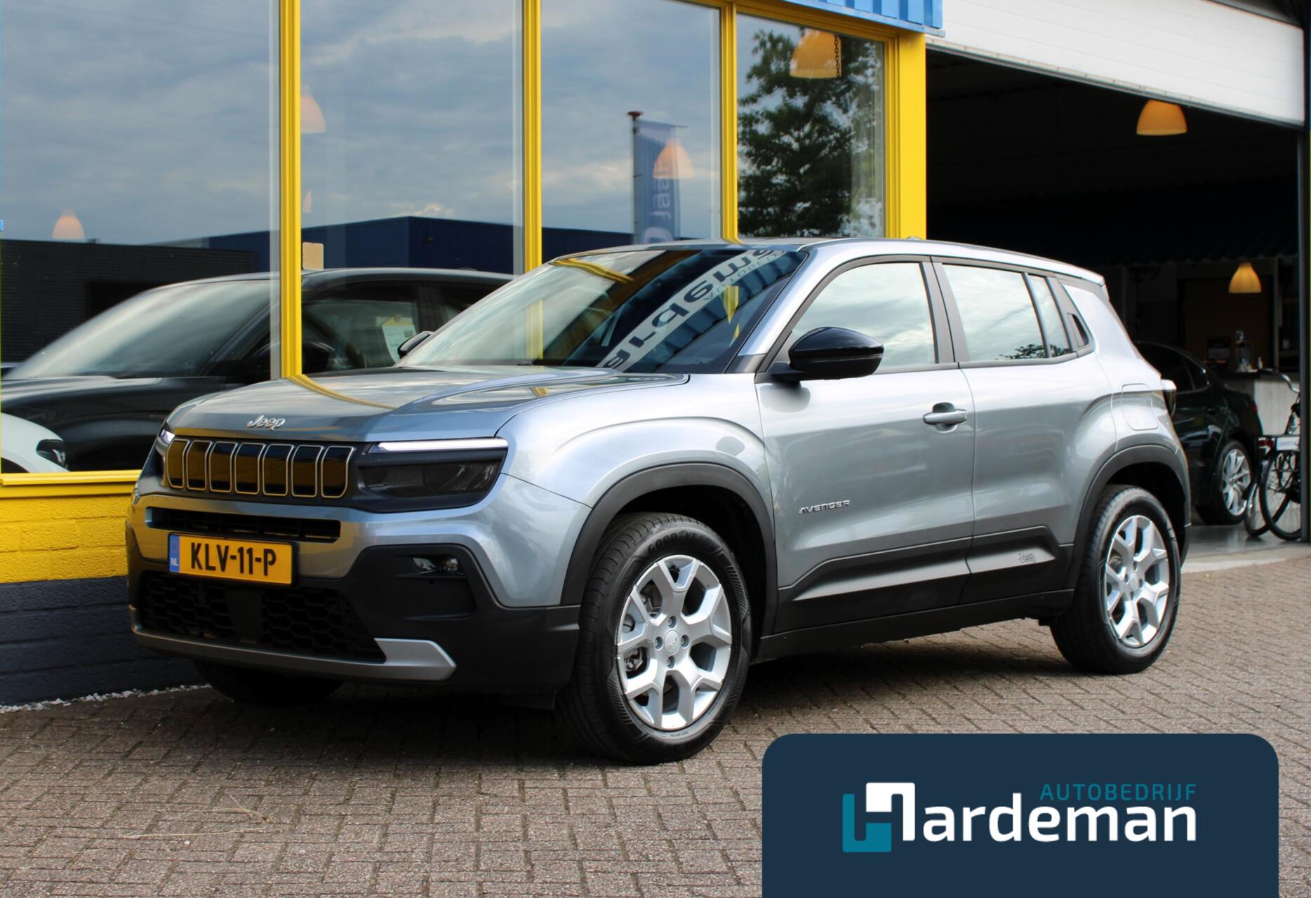 Jeep Avenger Altitude 54 kWh Carplay Camera 2025 - voorkant