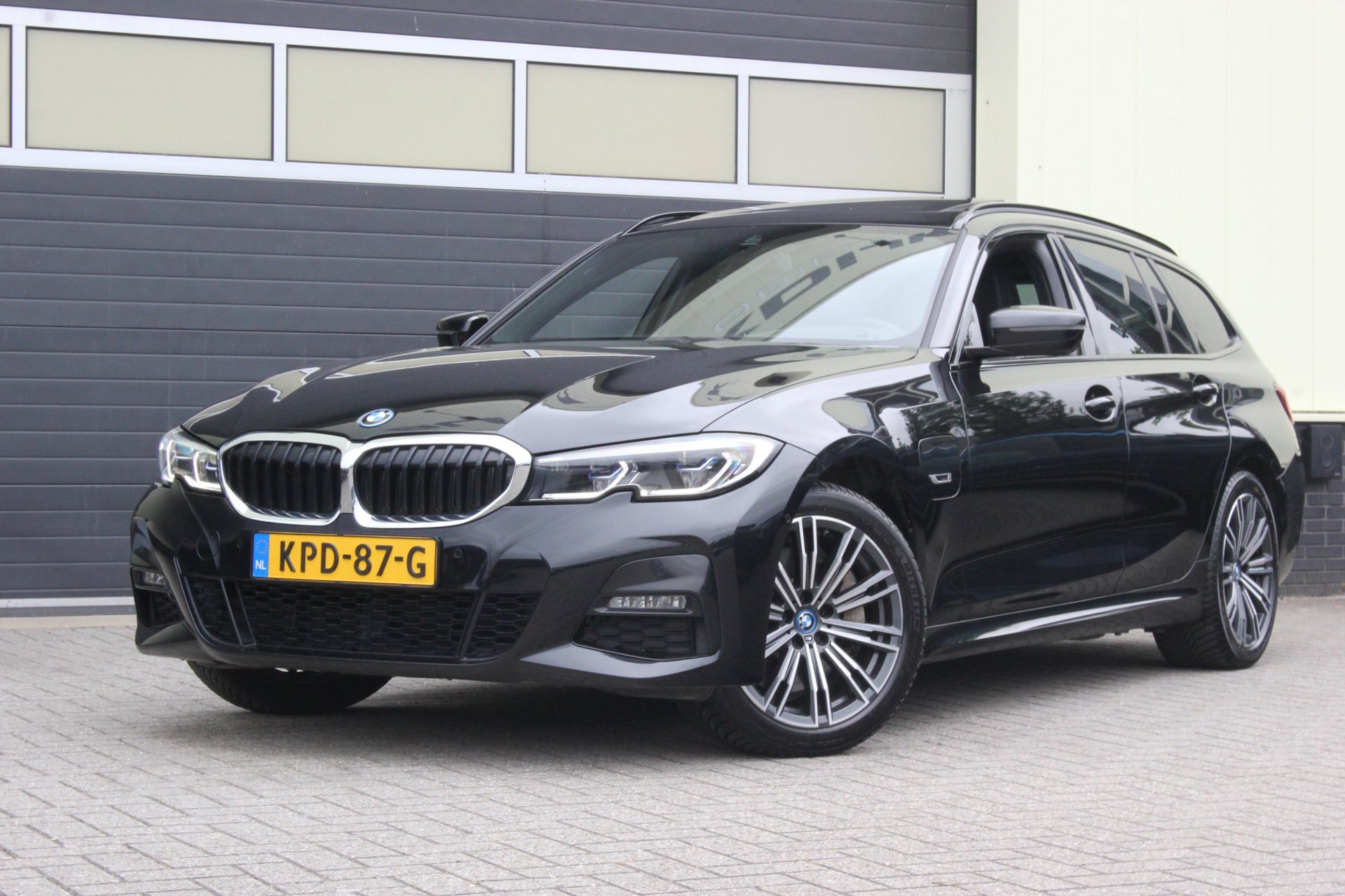 Foto van BMW 330e