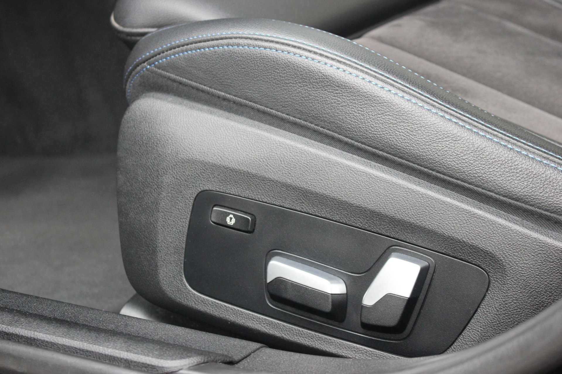 Foto van BMW 330e