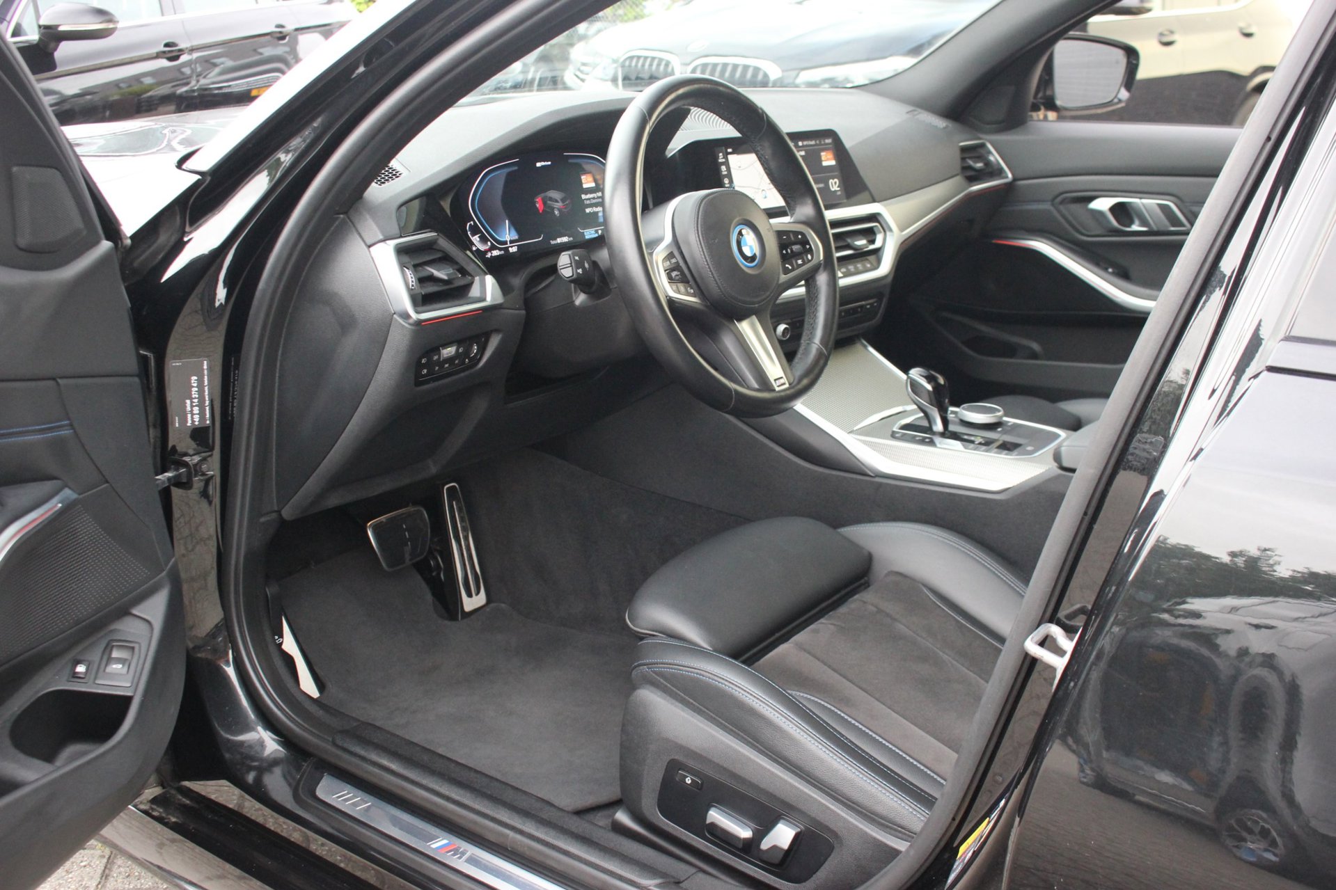 Foto van BMW 330e