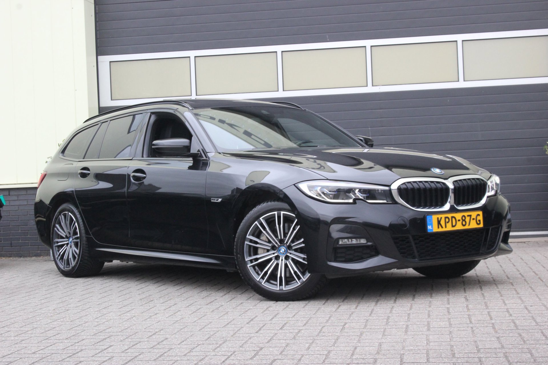 Foto van BMW 330e