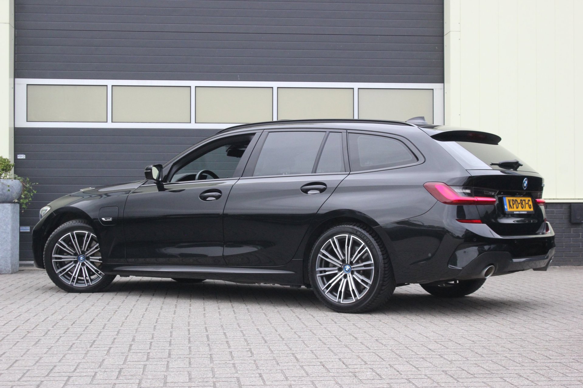 Foto van BMW 330e