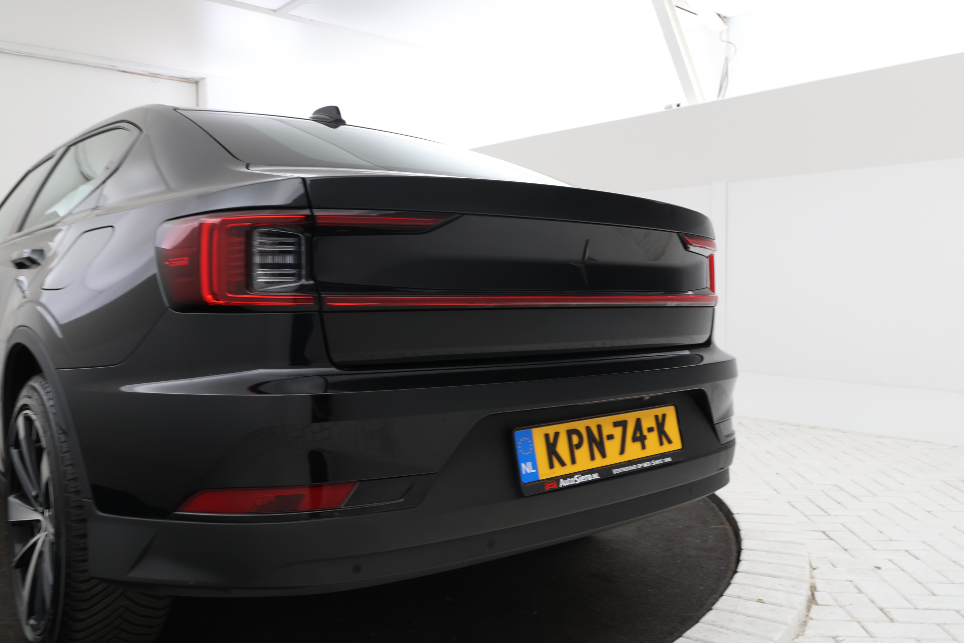 Foto van Polestar 2