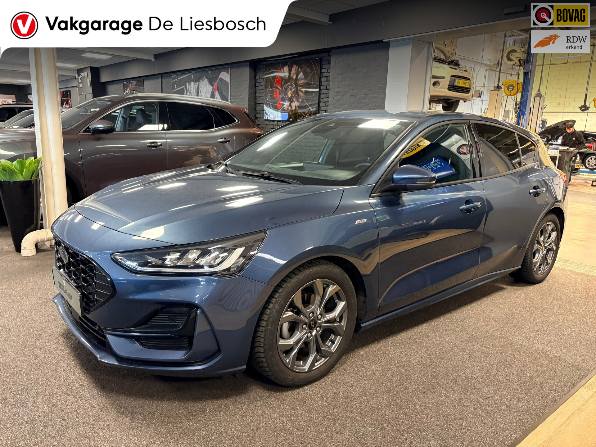 Ford Focus 1.0 EcoBoost Hybrid ST Line/navi/stoelverw/apple carplay/cruisec 2023 - voorkant
