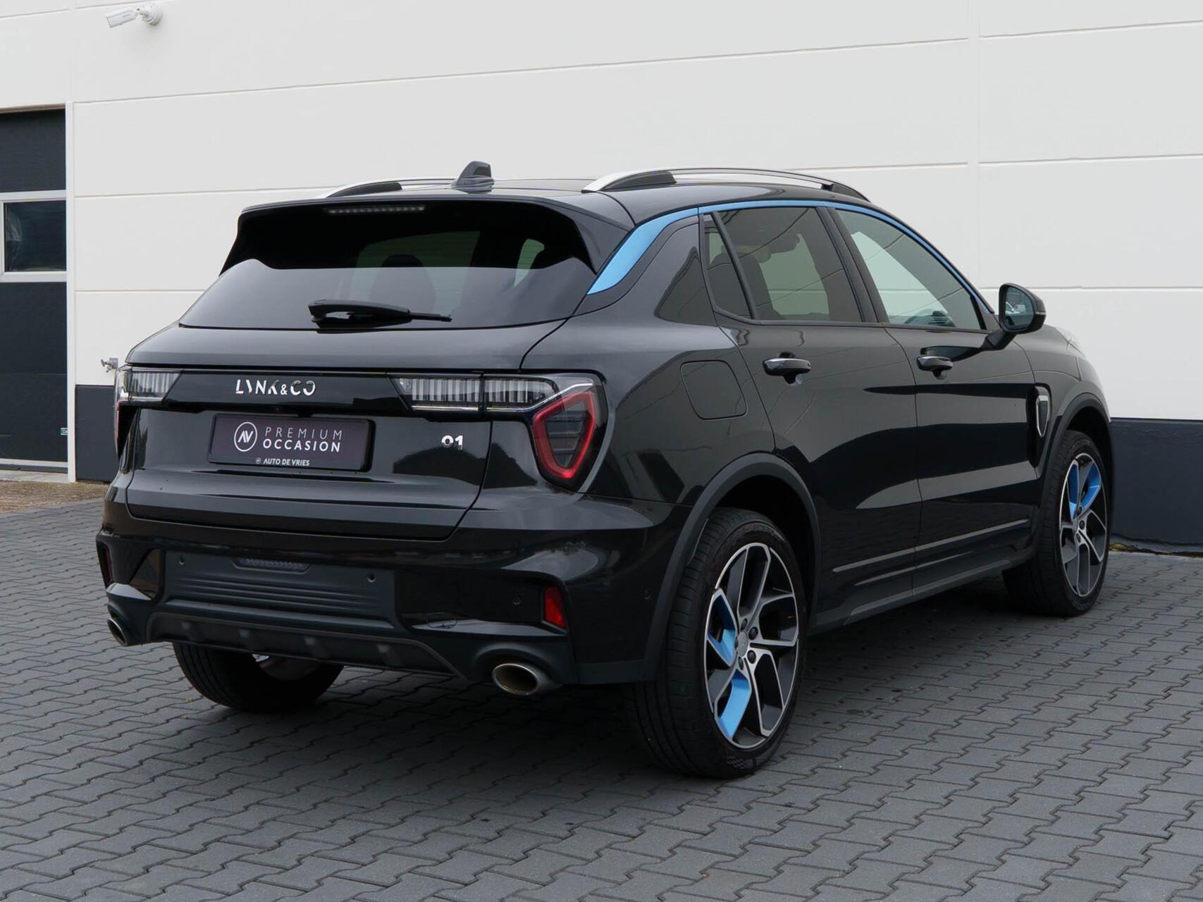 Foto van LYNK & Co 01