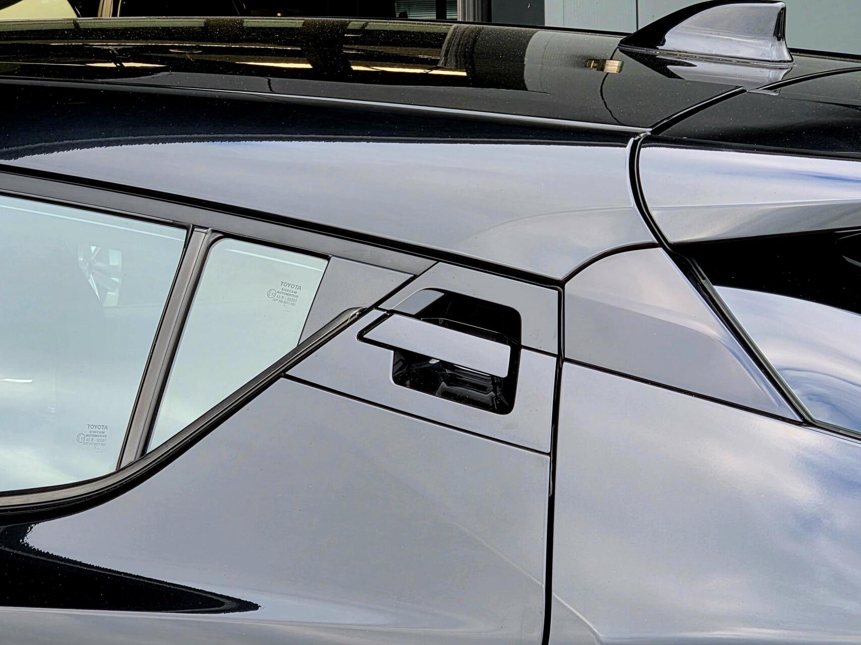 Foto van Toyota C-hr