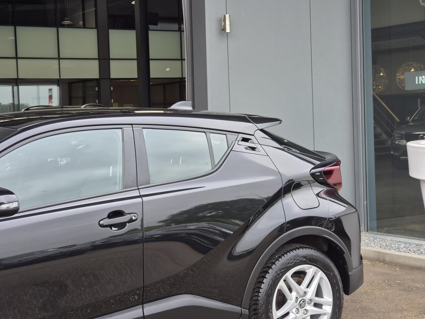 Foto van Toyota C-hr