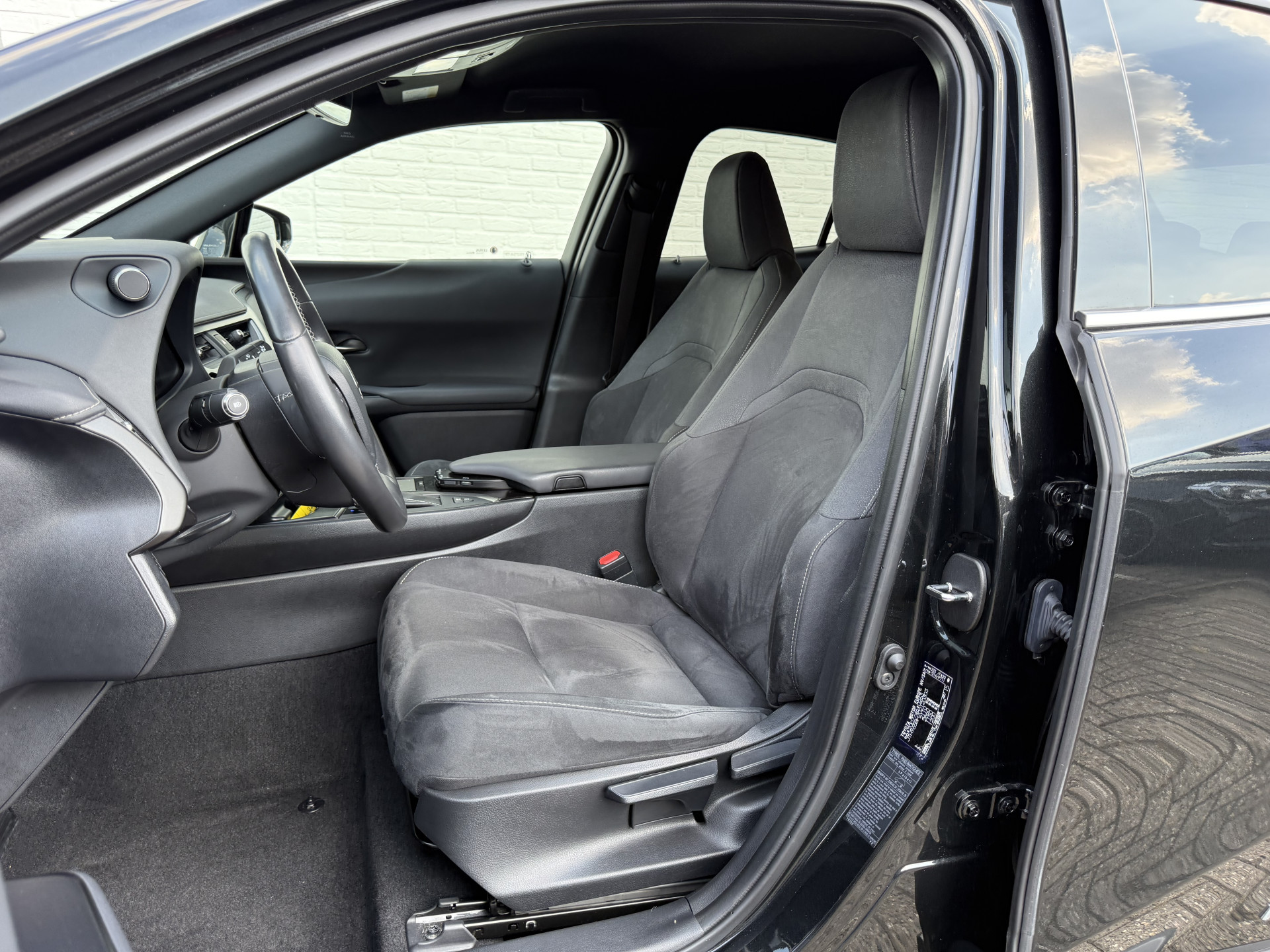 Foto van Lexus Ux