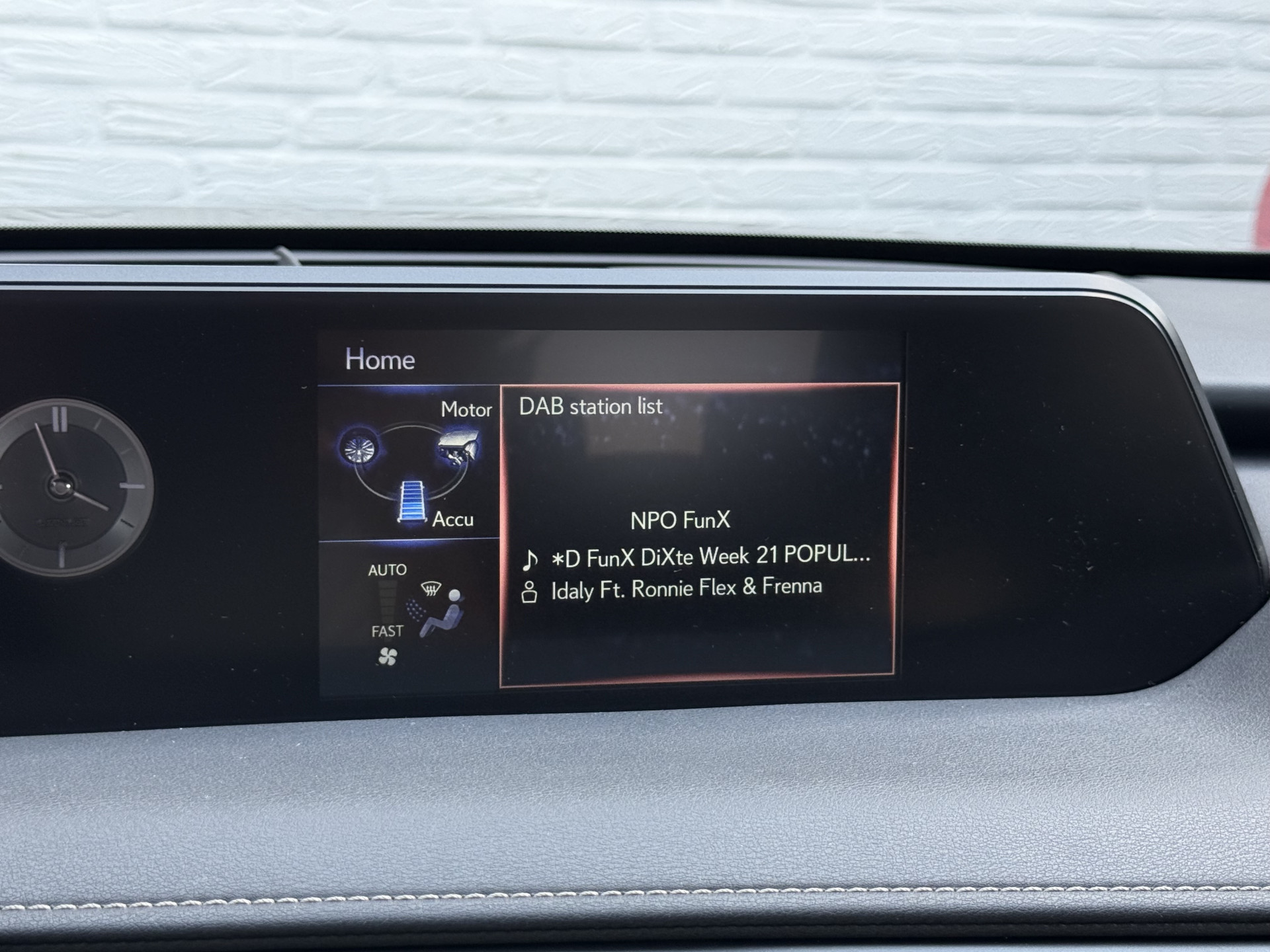 Foto van Lexus Ux