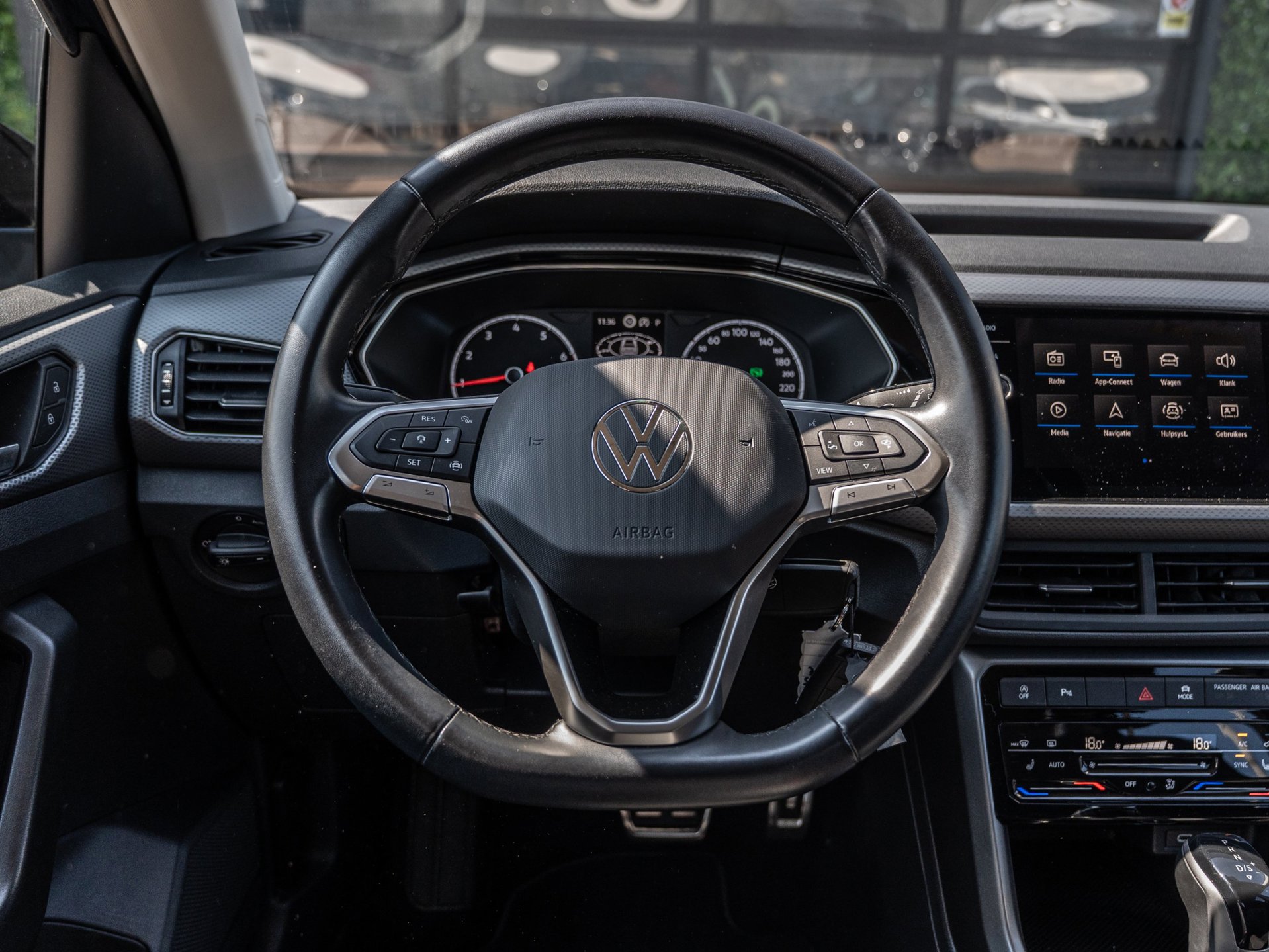 Foto van Volkswagen T-cross