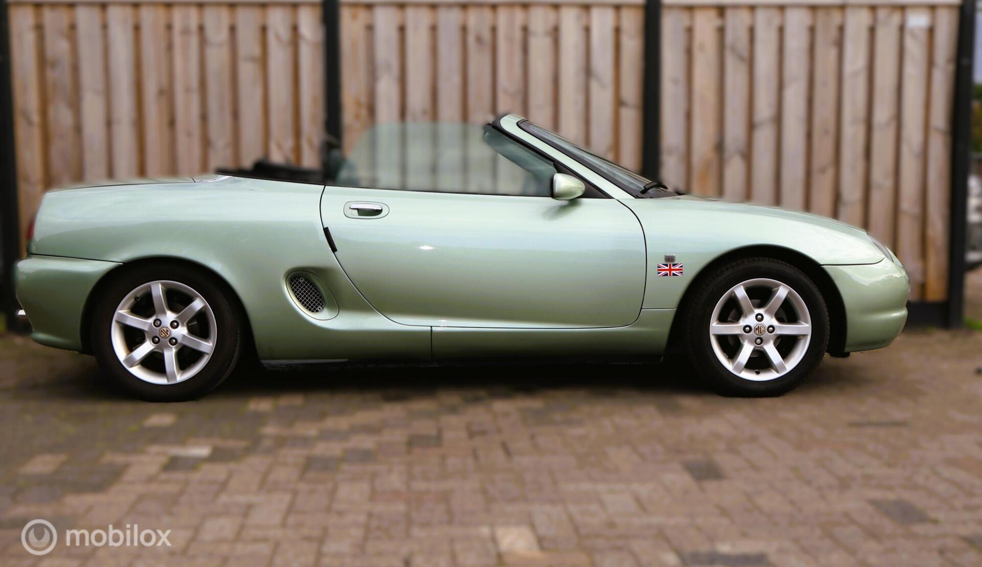 Foto van MG MGF