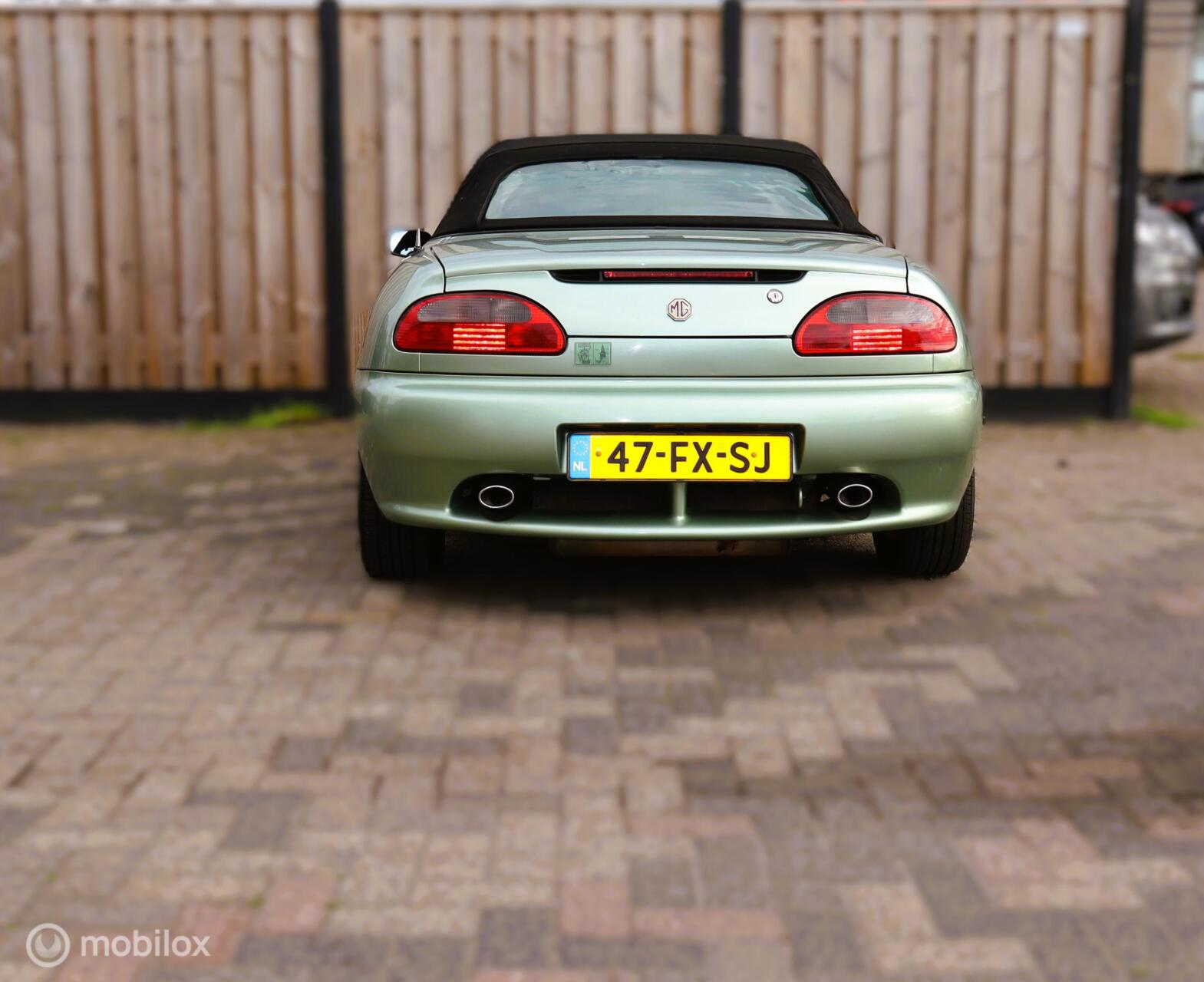 Foto van MG MGF