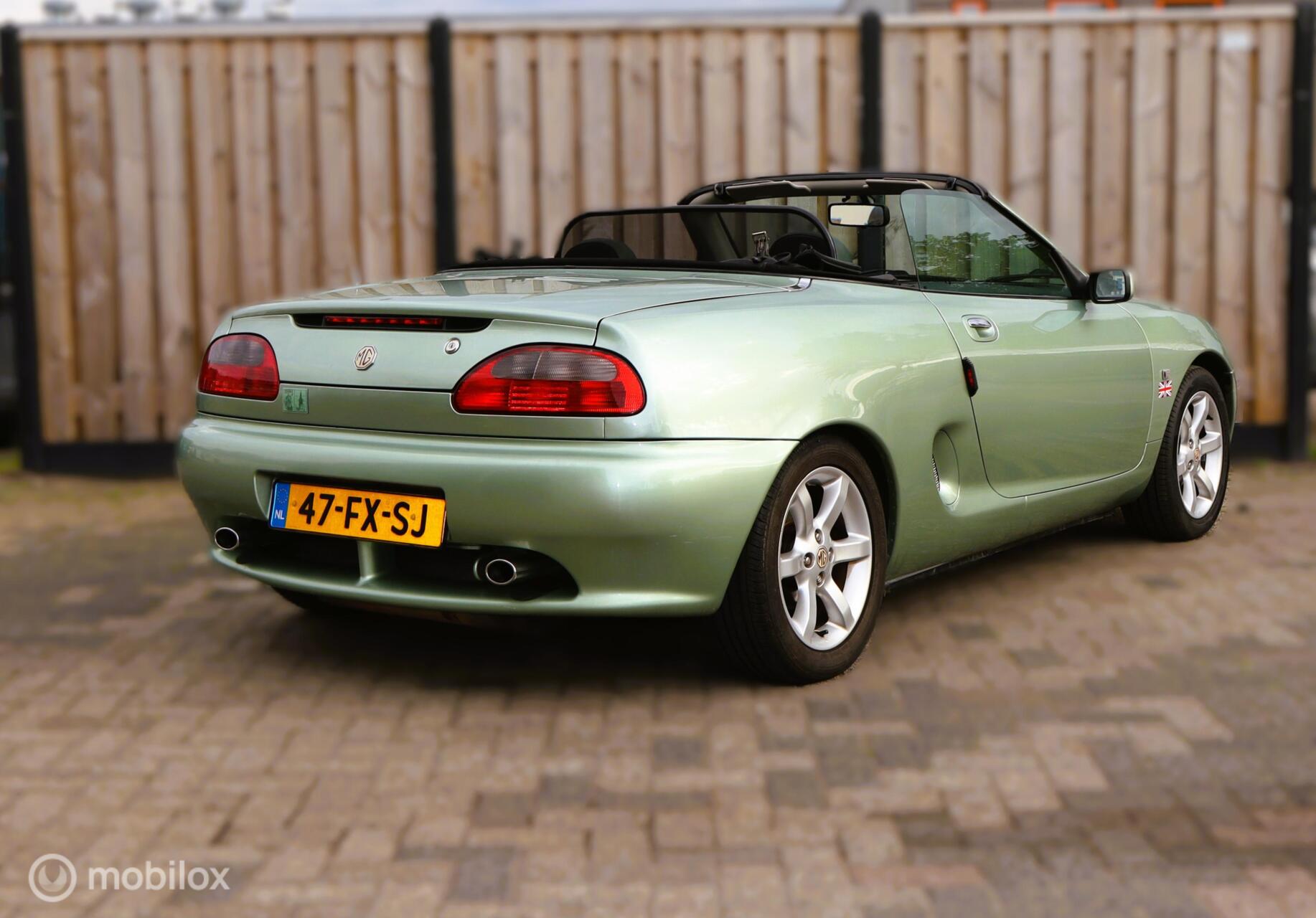 Foto van MG MGF