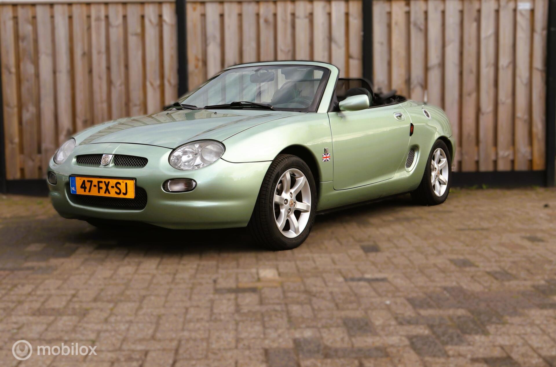 MG MGF 1.8i Steptronic Automaat-Nw distributie/Hardtop/apk 2000 - voorkant
