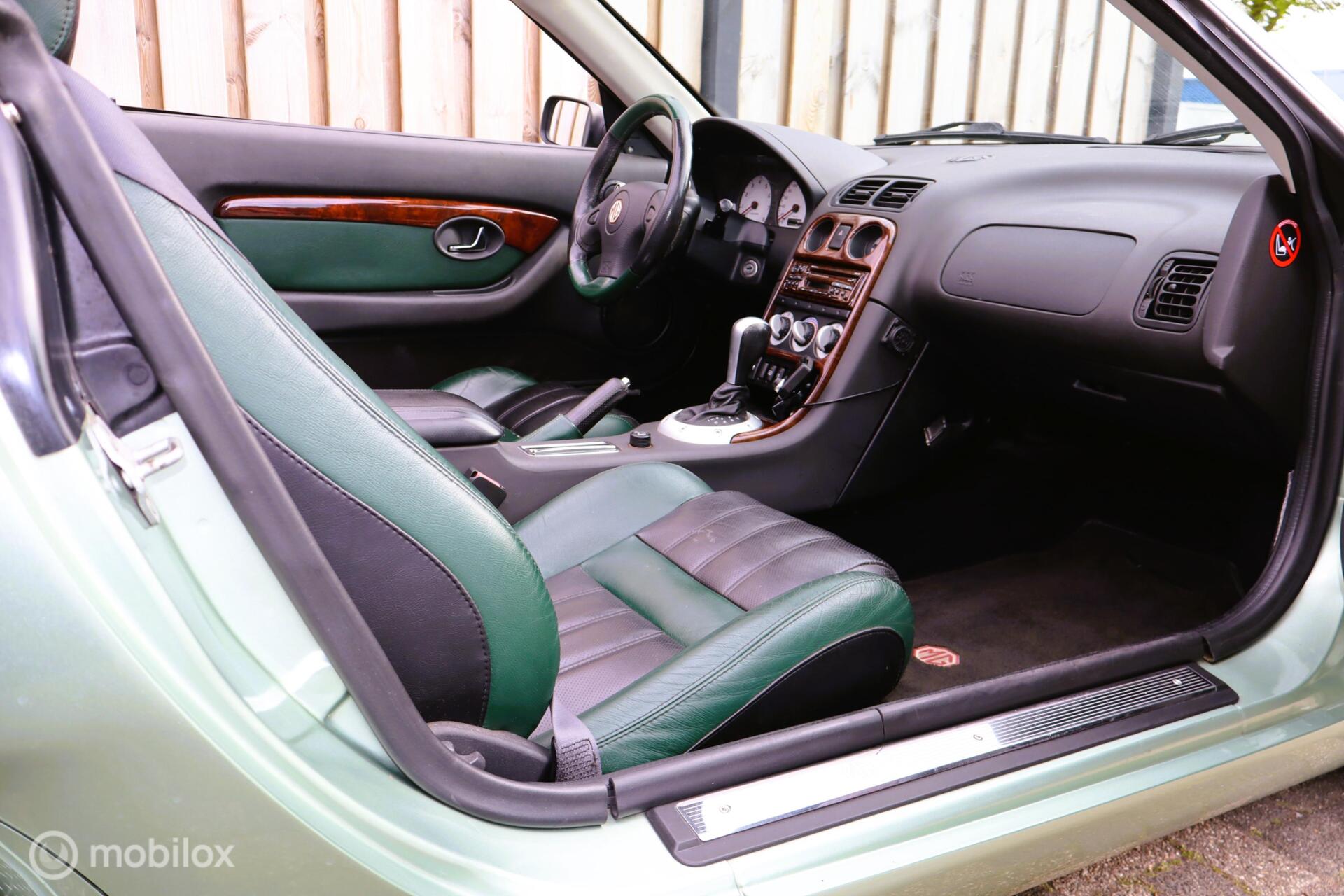 Foto van MG MGF