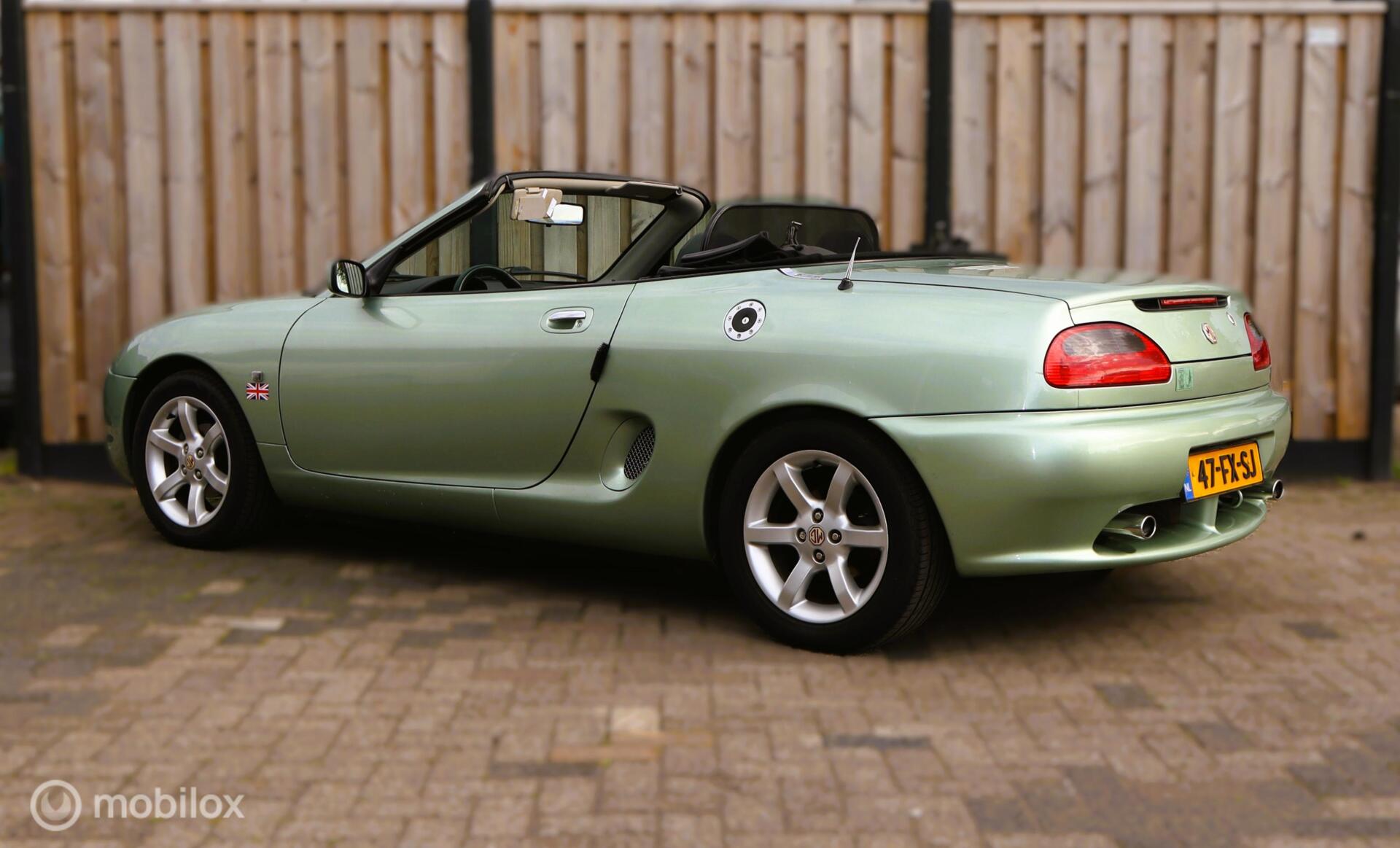 Foto van MG MGF
