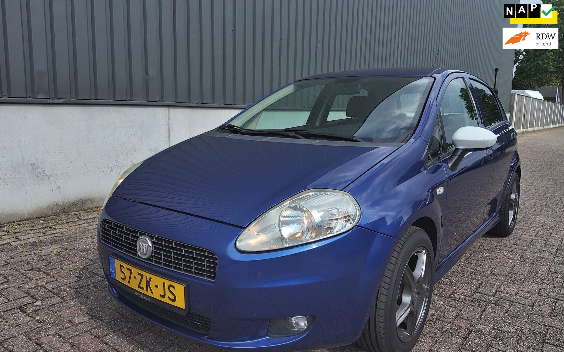 Fiat Fiat Punto 1.2 GP|5DRS|AIRCO|CarPlay®|LM velgen 2008 - voorkant