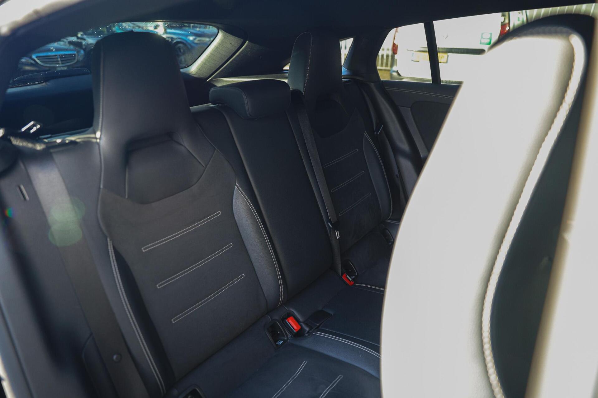 Foto van Mercedes-Benz Cla 250 E