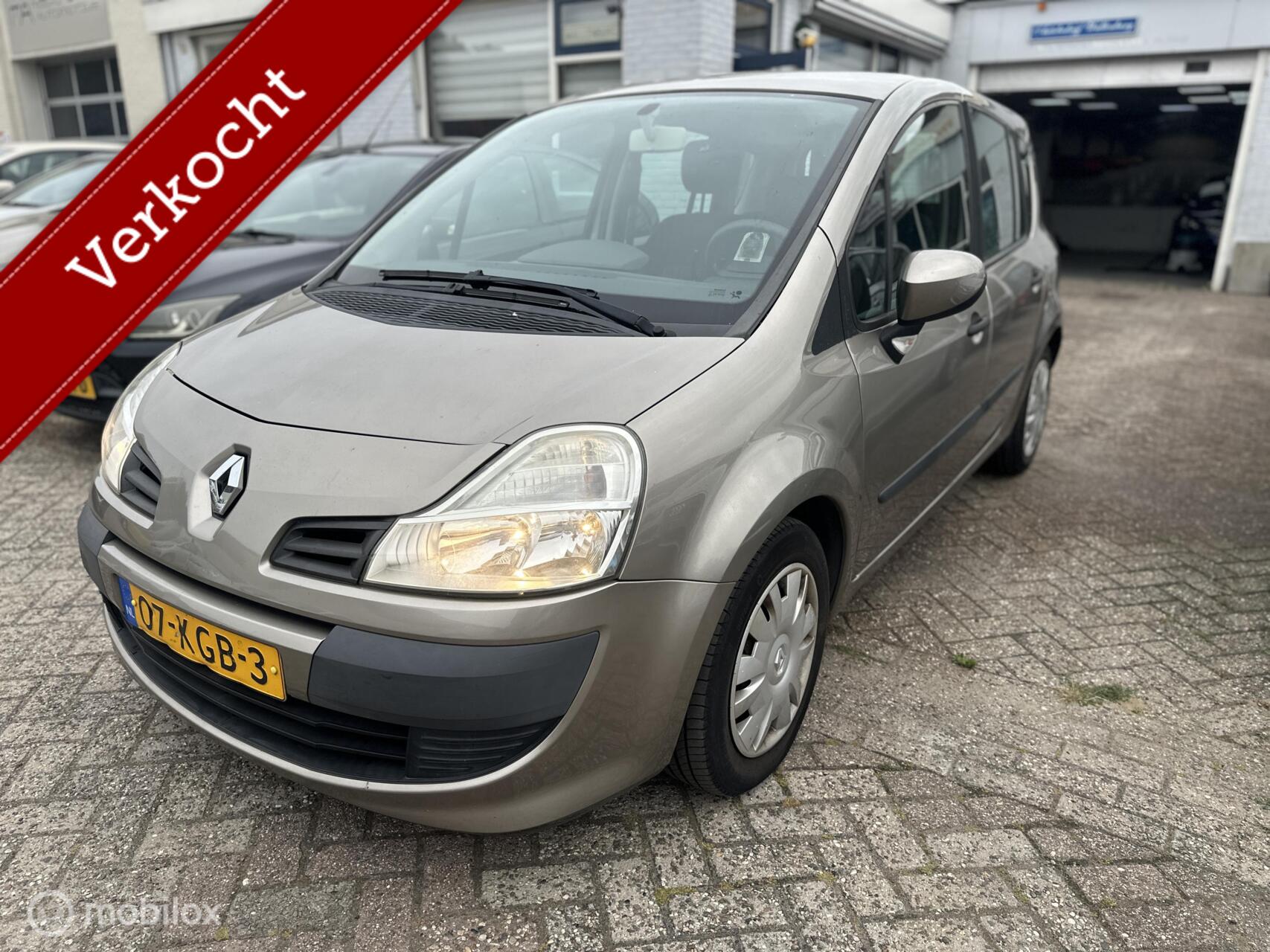 Renault Modus 1.6-16V Automaat Invalide aangepast 2009 - voorkant