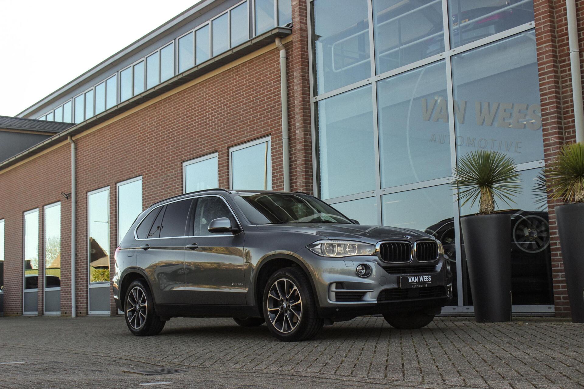 Foto van BMW X5 Xdrive30d
