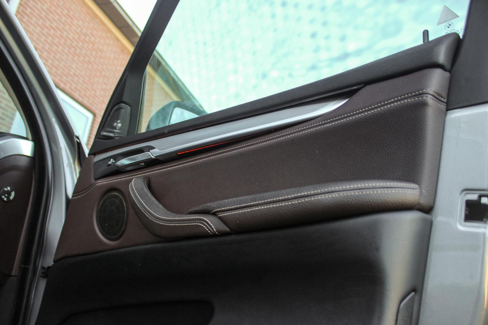 Foto van BMW X5 Xdrive30d