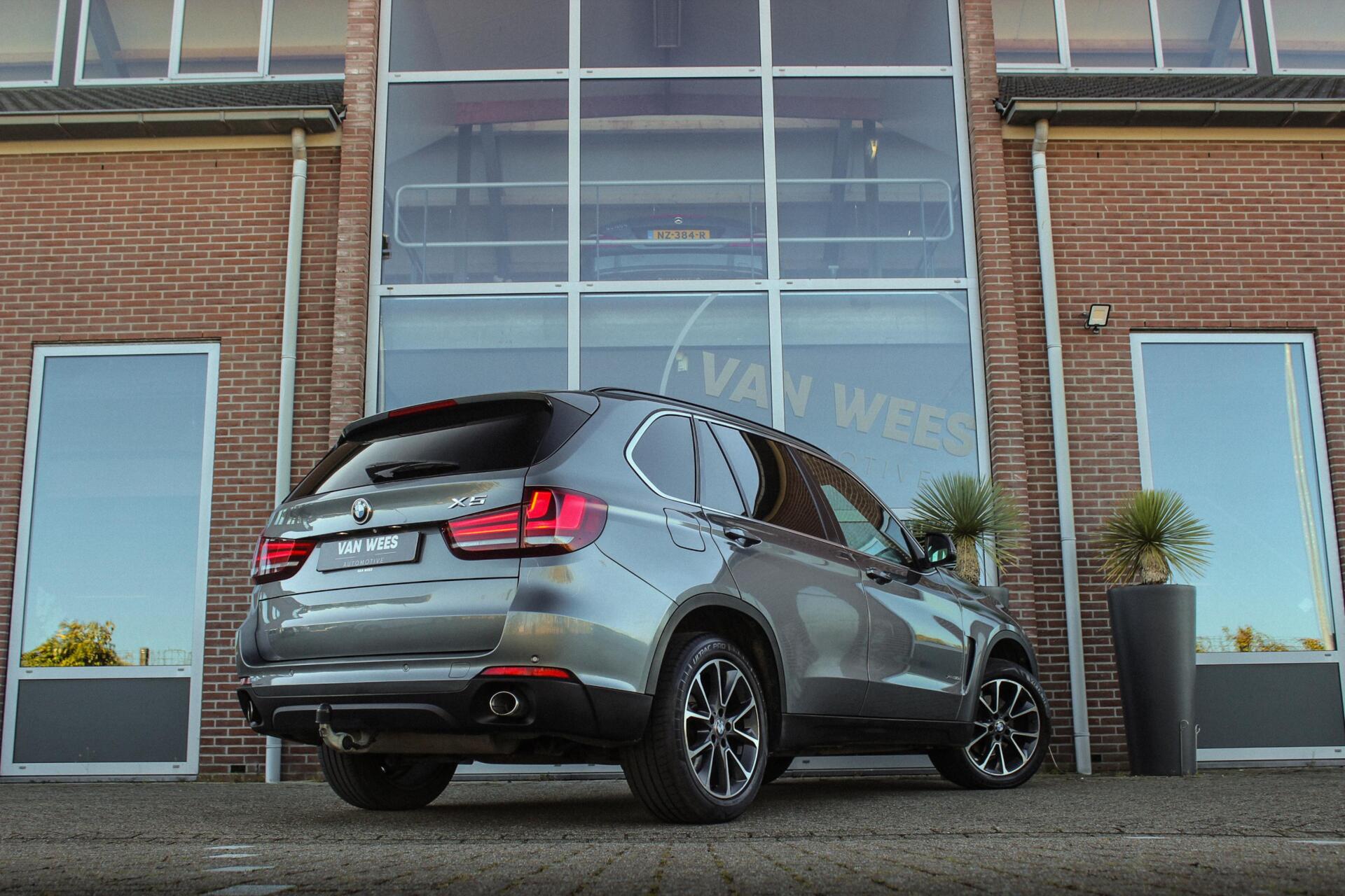 Foto van BMW X5 Xdrive30d