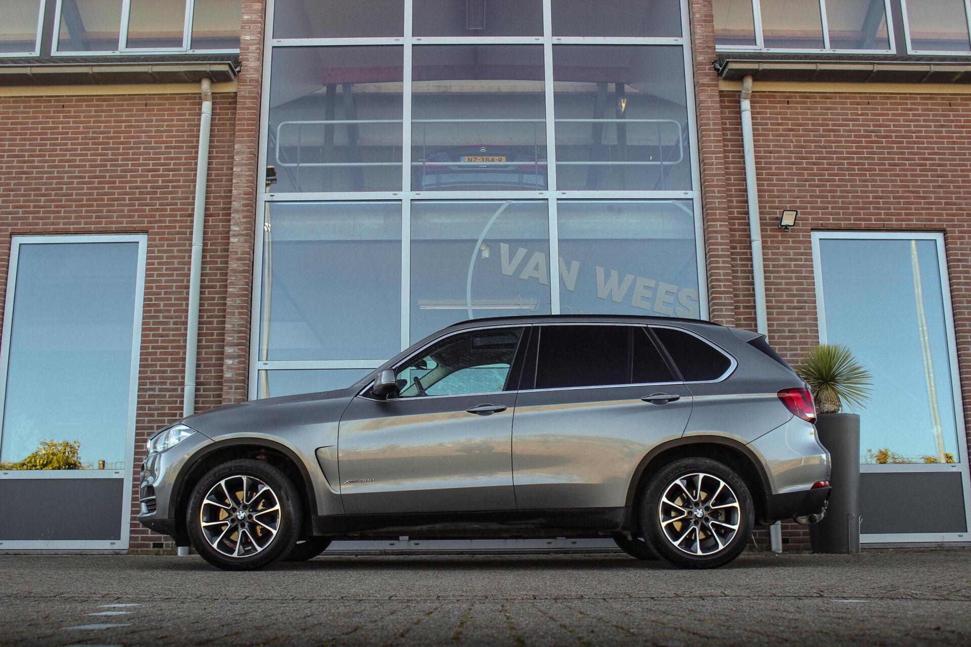 Foto van BMW X5 Xdrive30d