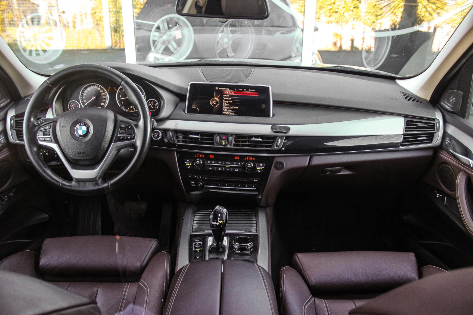 Foto van BMW X5 Xdrive30d