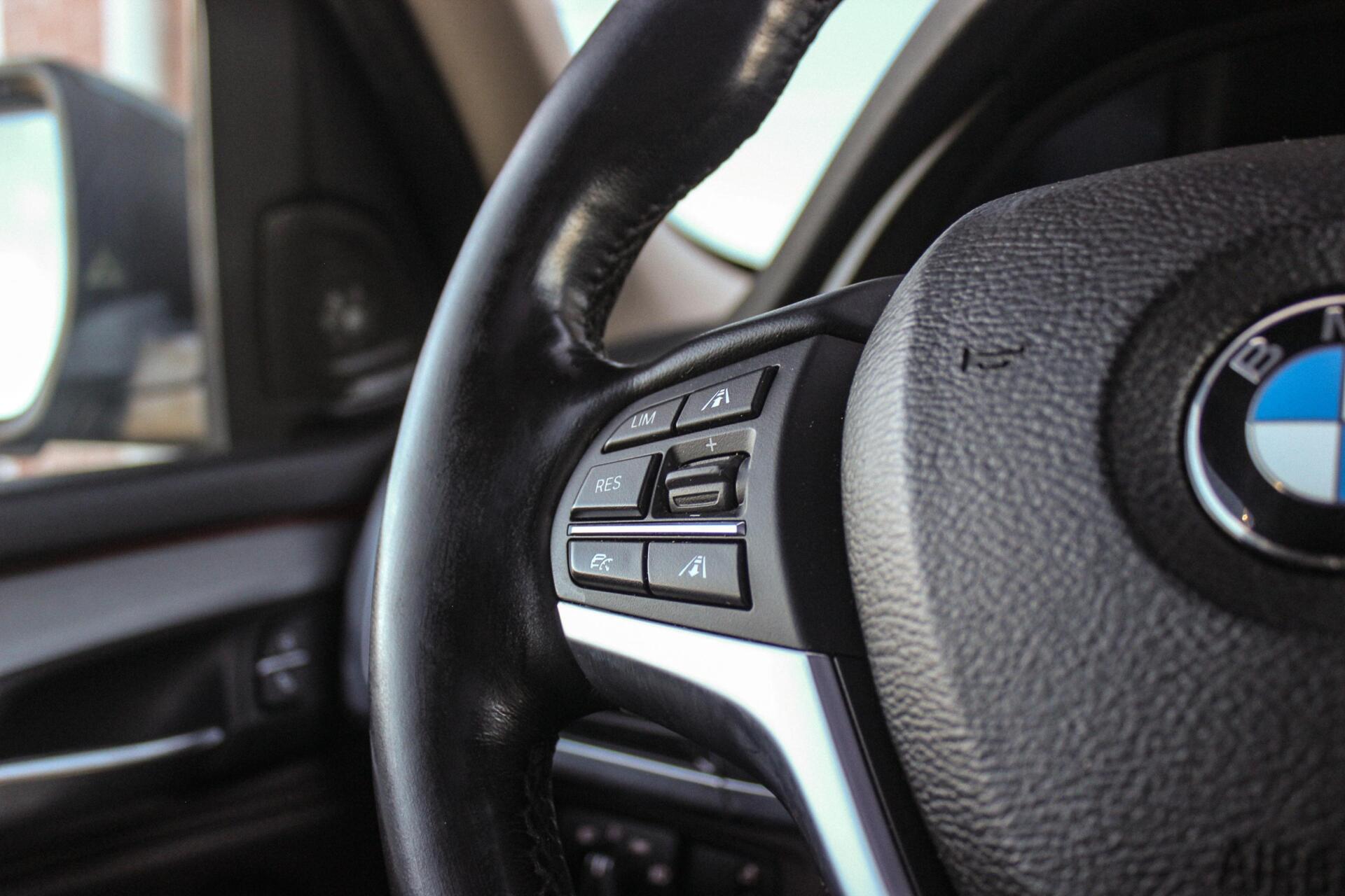 Foto van BMW X5 Xdrive30d