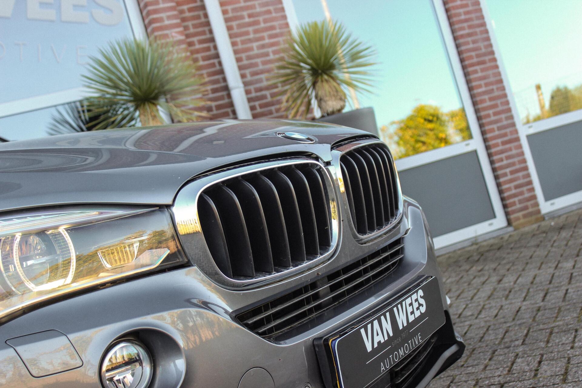Foto van BMW X5 Xdrive30d