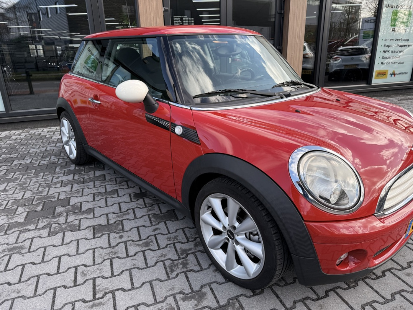 Foto van Mini One
