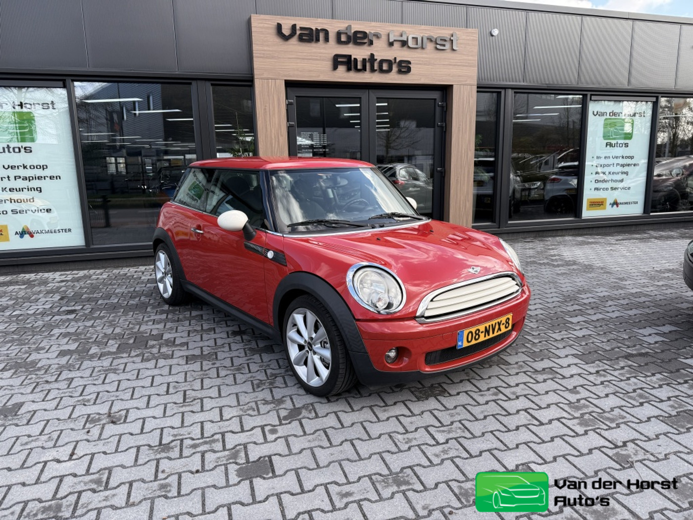 Mini One 1.6 One MINIMAL. Bns 2010 - voorkant