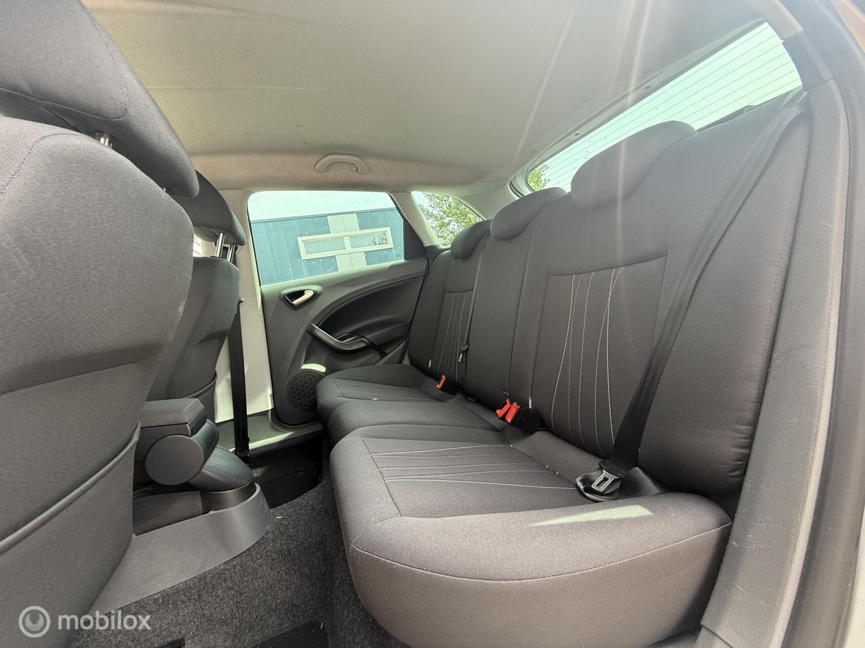 Foto van Seat Ibiza ST