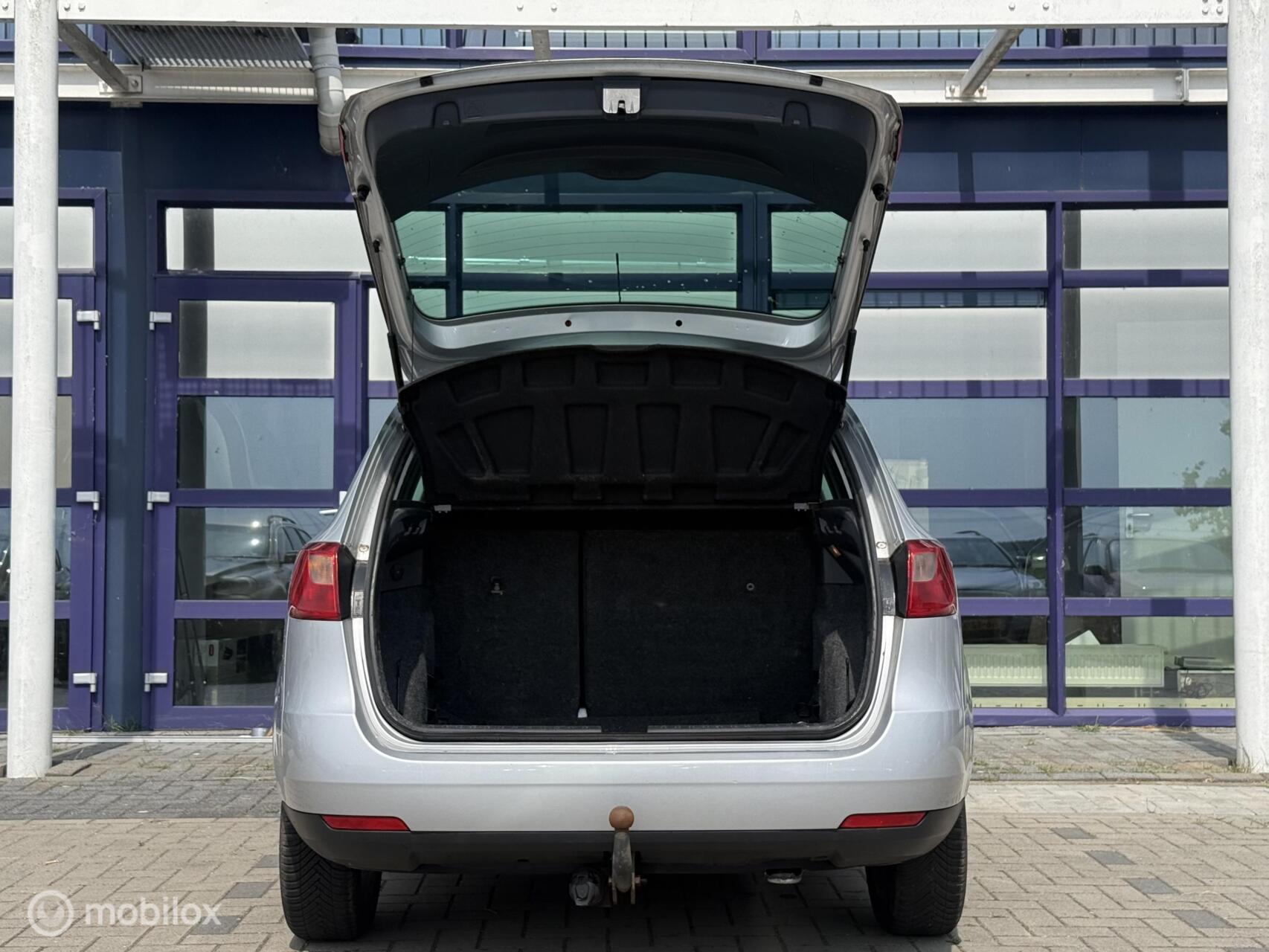 Foto van Seat Ibiza ST