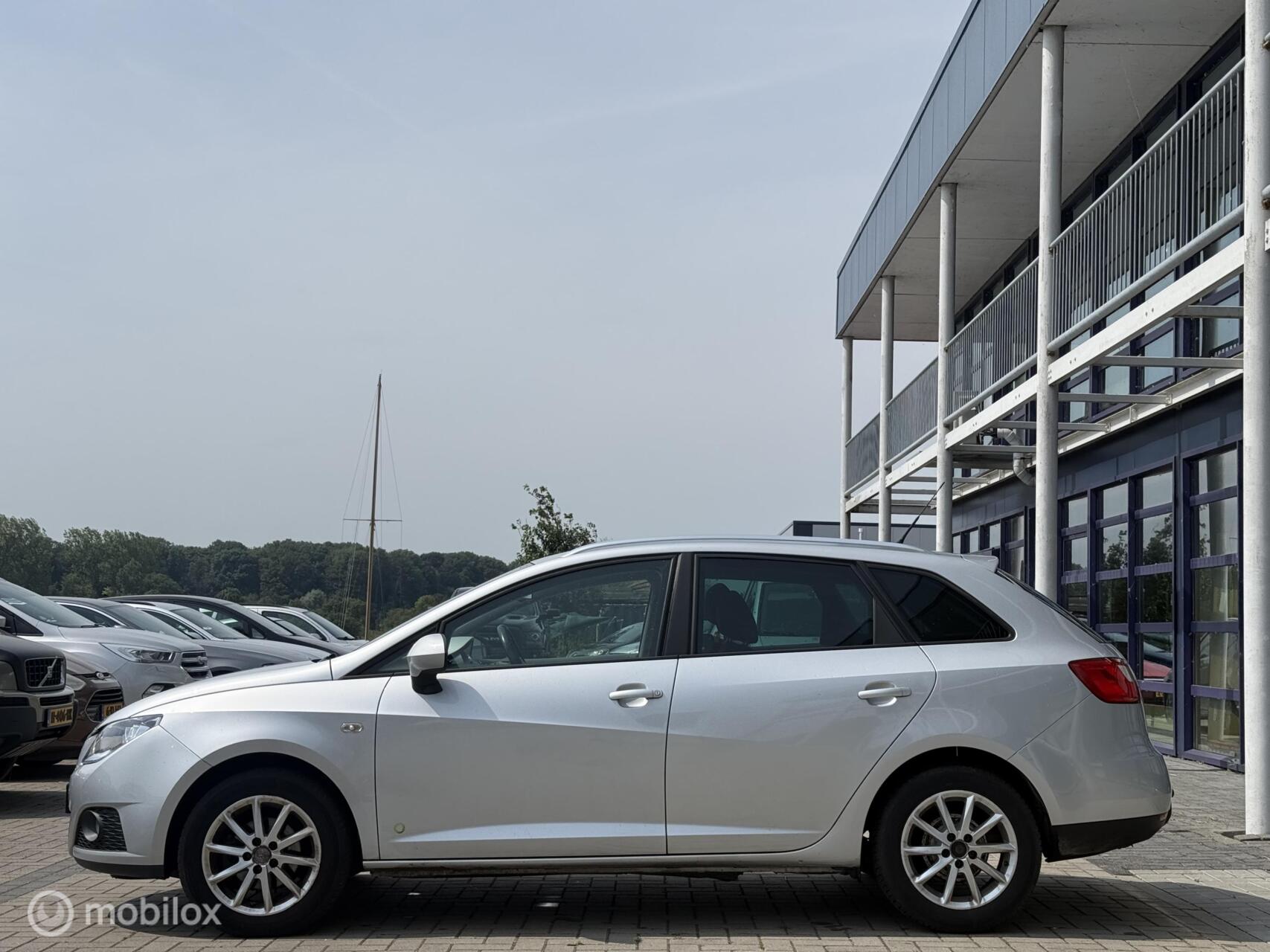 Foto van Seat Ibiza ST