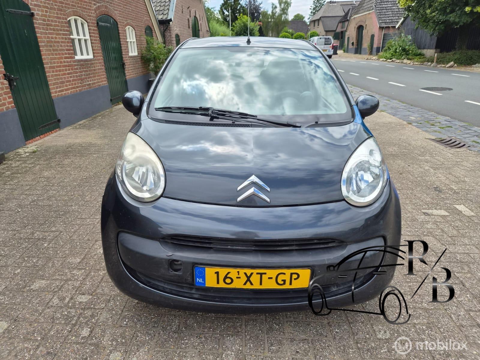 Citroen Citroen C1 1.0-12V Ambiance AUTOMAAT NIEUWE APK LAGE KM 2007 - voorkant