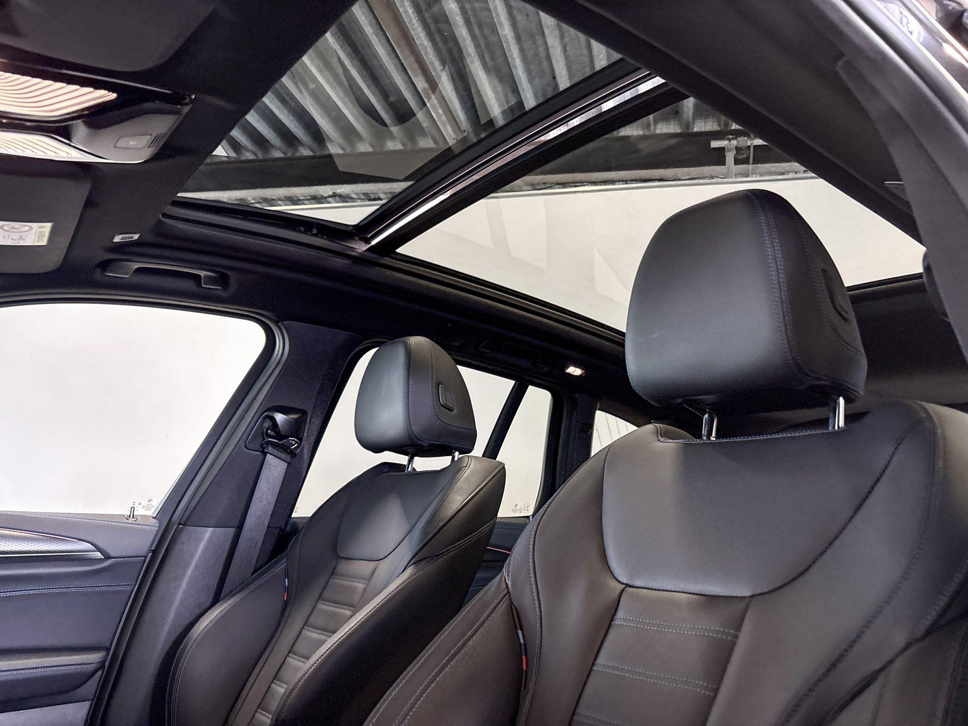 Foto van BMW X3 Xdrive30e